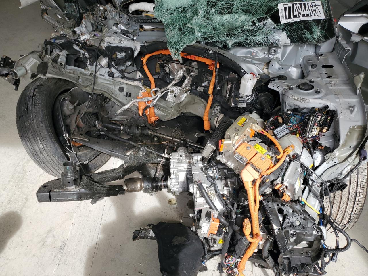 2025 Hyundai Santa Fe Hybrid Sel Silver vin: 5NMP2DG17SH020439 Damage: Engine, Broken, Repair Required