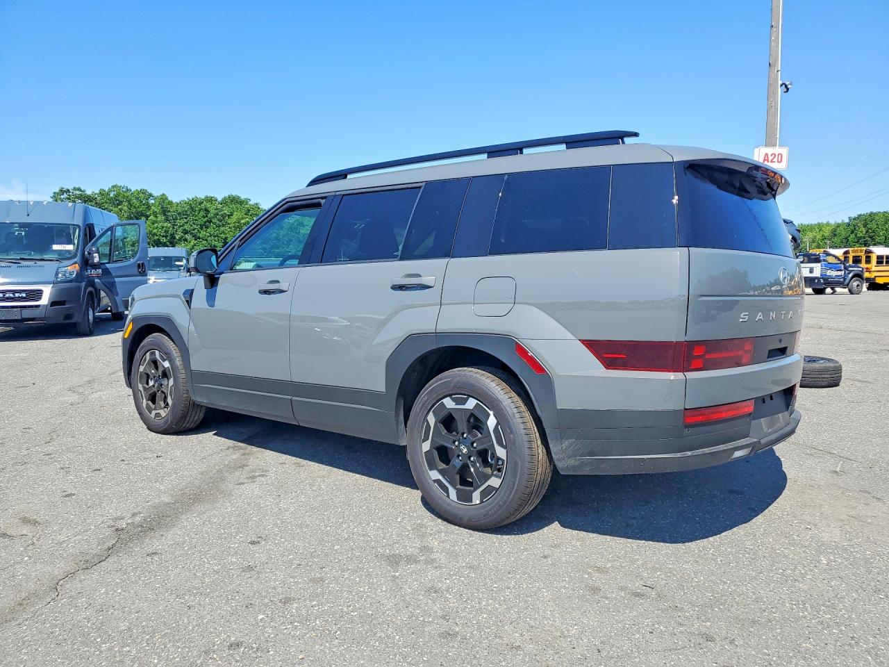 2026 Hyundai Santa Fe Sel Gray vin: 5NMP2DGL0TH212255