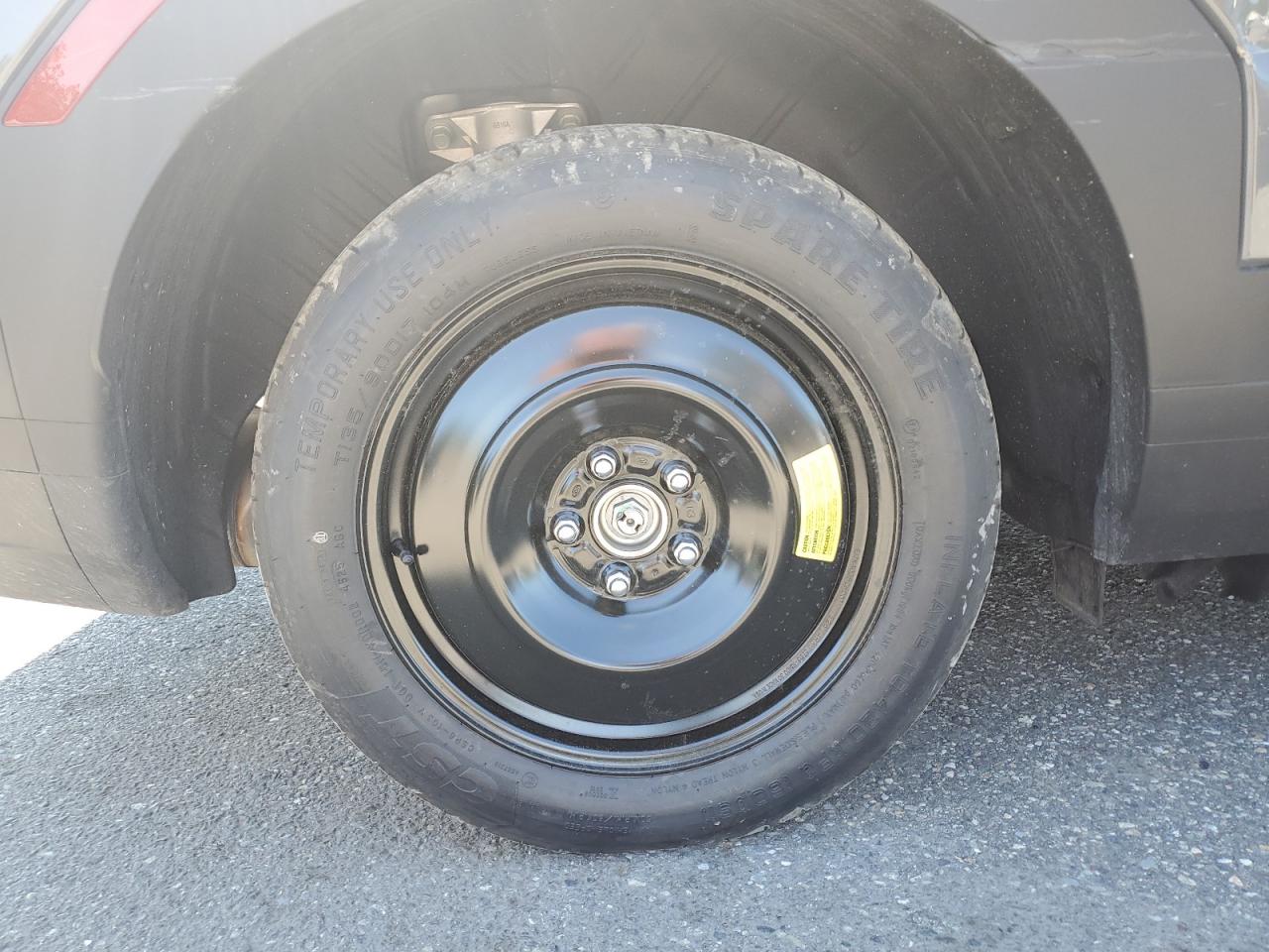 2026 Hyundai Santa Fe Sel Gray vin: 5NMP2DGL0TH212255 Damage: Spare Tire, Worn, Replacement Required