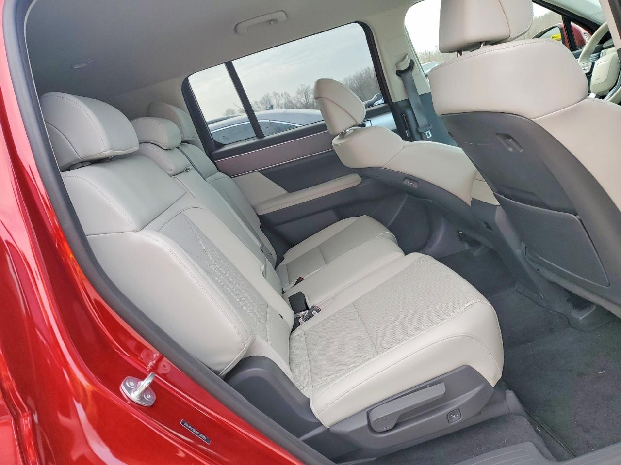 2025 Hyundai Santa Fe Red vin: 5NMP2DGL8SH123905