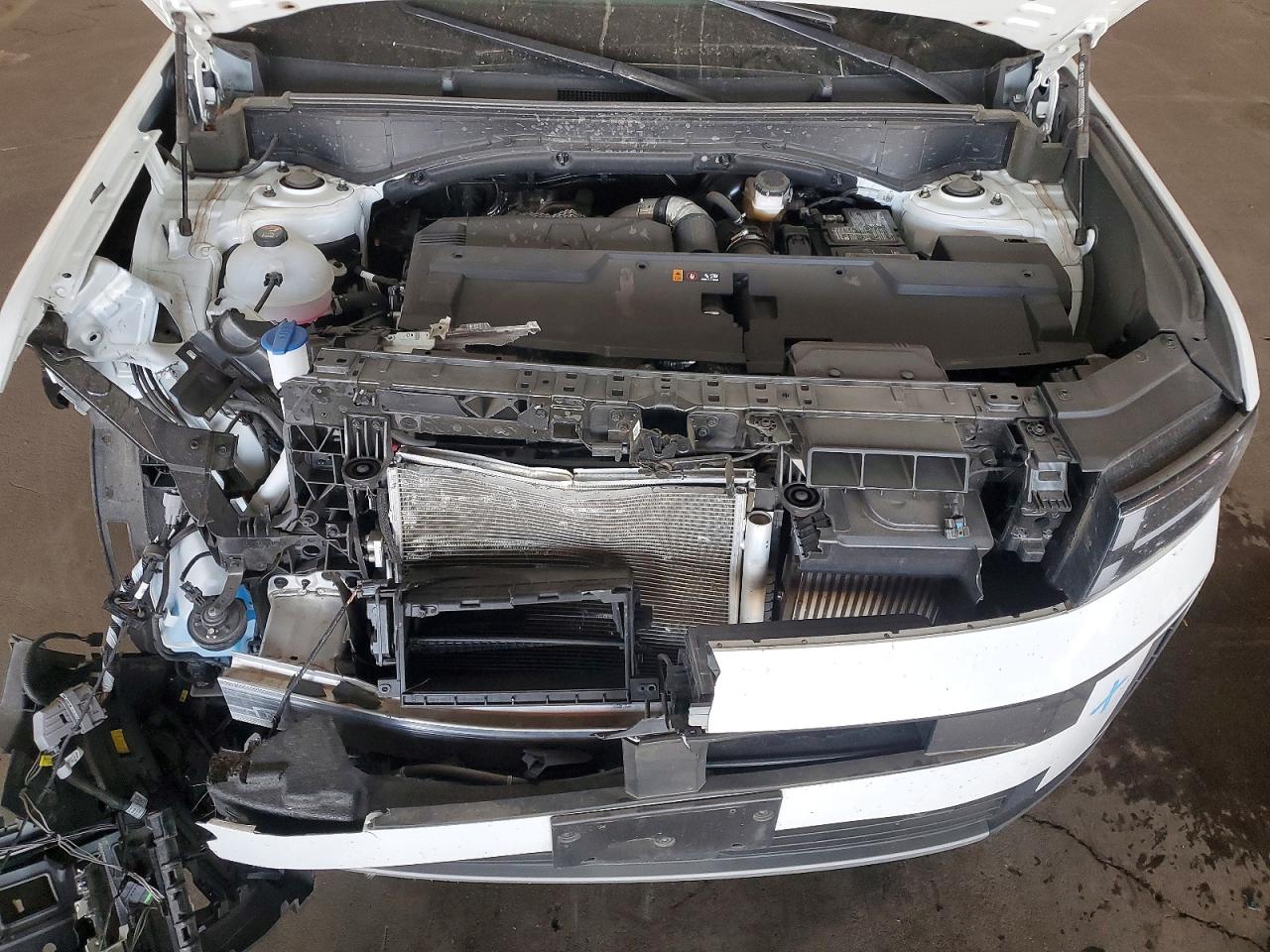 2025 Hyundai Santa Fe Белый vin: 5NMP2DGL8SH130465