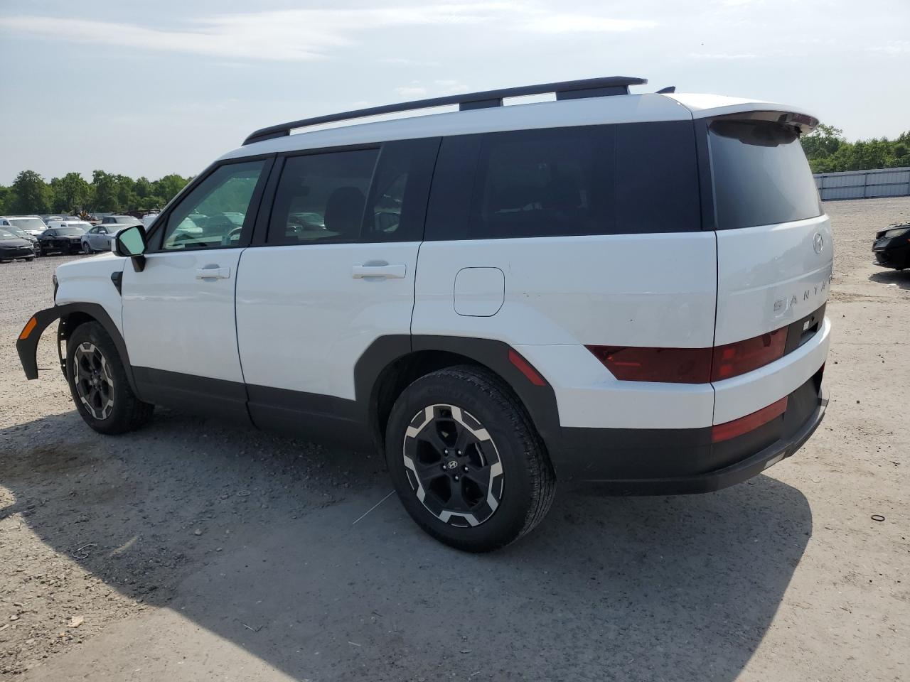 2026 Hyundai Santa Fe Sel White vin: 5NMP2DGL9TH182513 Damage: Left Qtr Panel, Heavy Scratch, 4 To 5 Inches