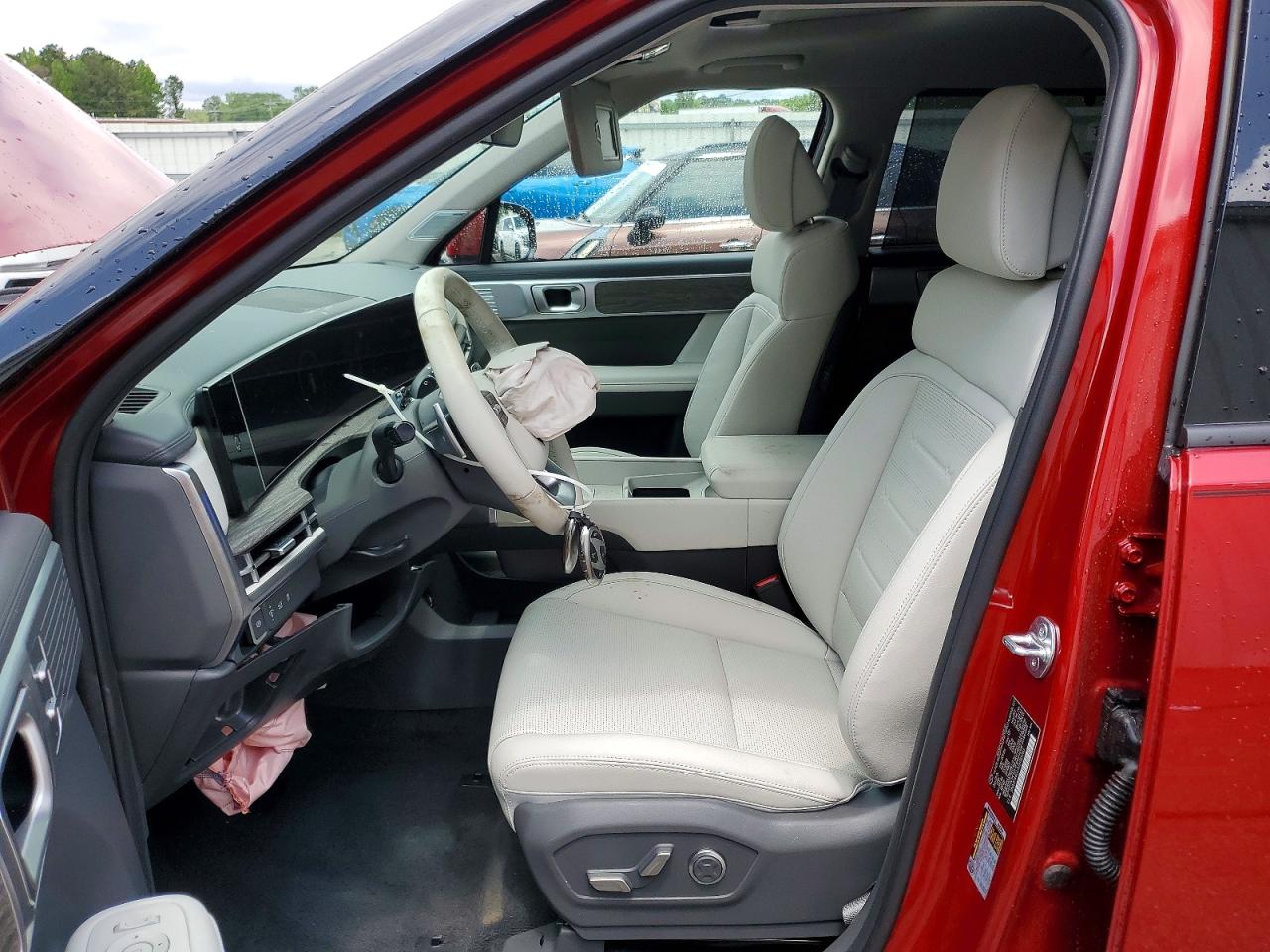 2026 Hyundai Santa Fe Limited Red vin: 5NMP44GL0TH185763