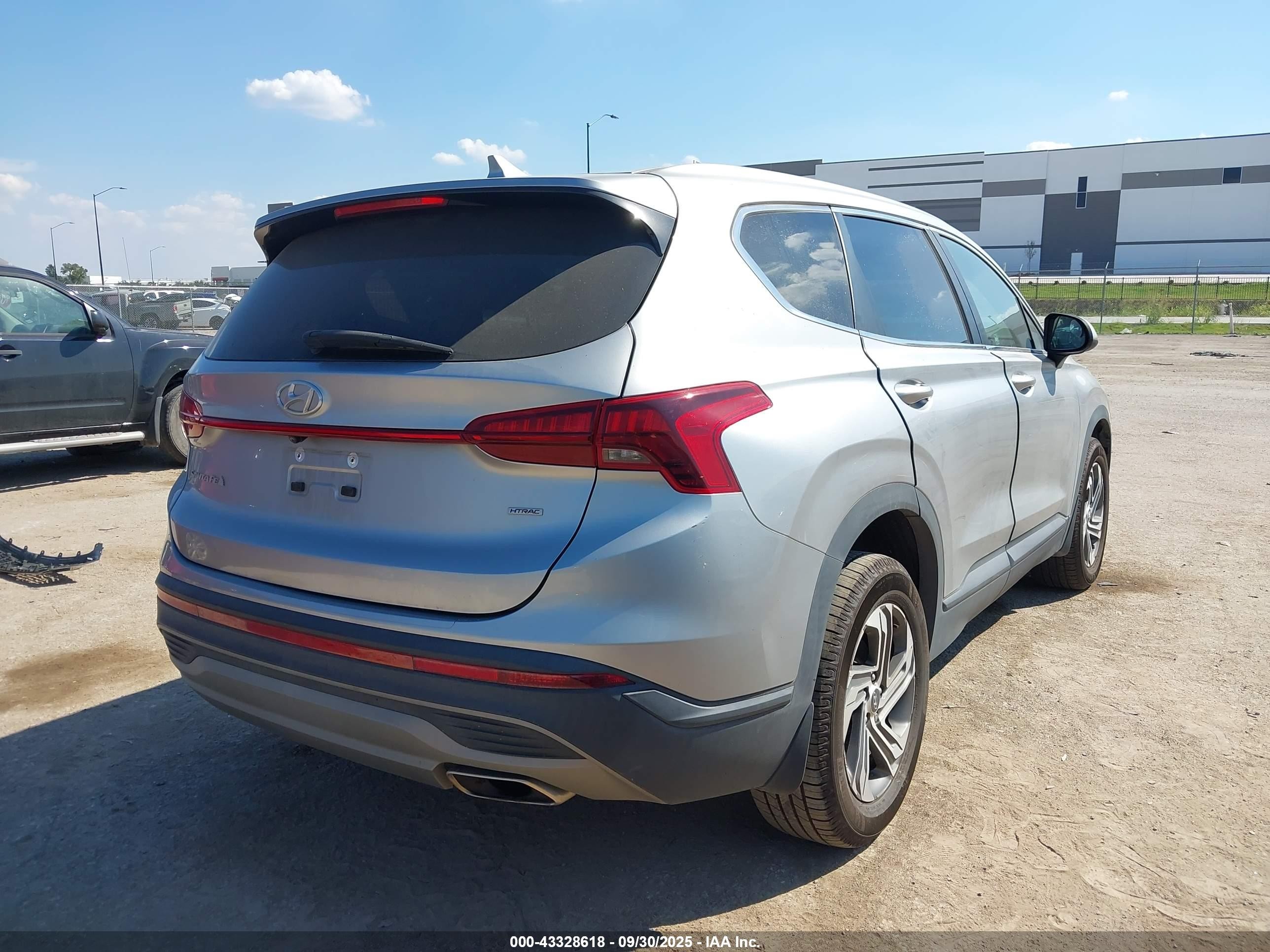 2021 Hyundai Santa Fe Se Silver vin: 5NMS1DAJ6MH350095