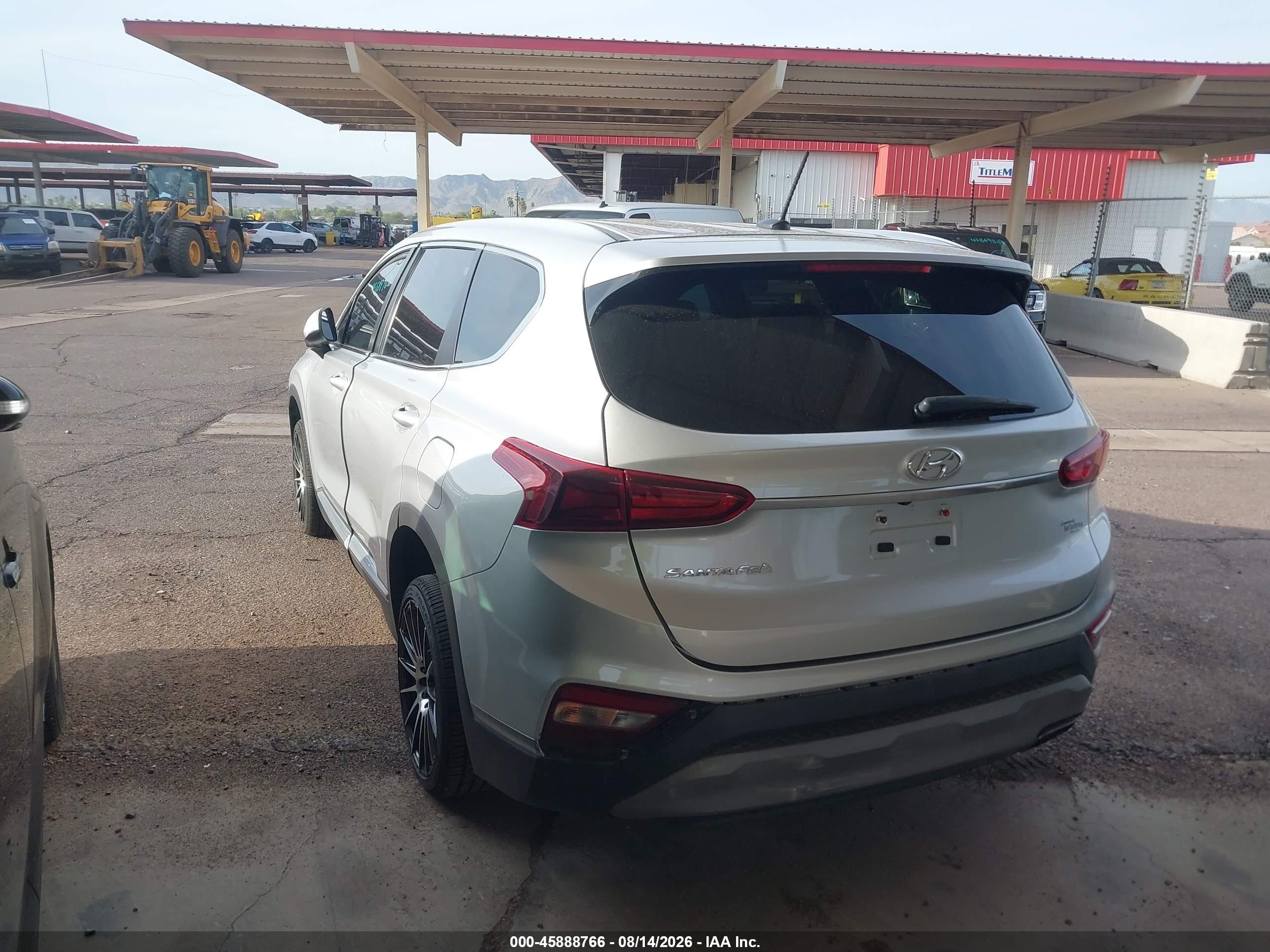 2019 Hyundai Santa Fe Se Silver vin: 5NMS23AD0KH043262