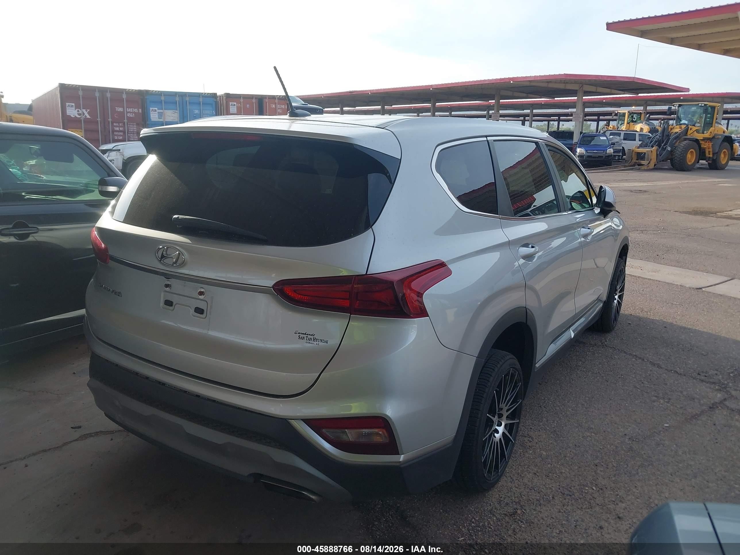 2019 Hyundai Santa Fe Se Silver vin: 5NMS23AD0KH043262