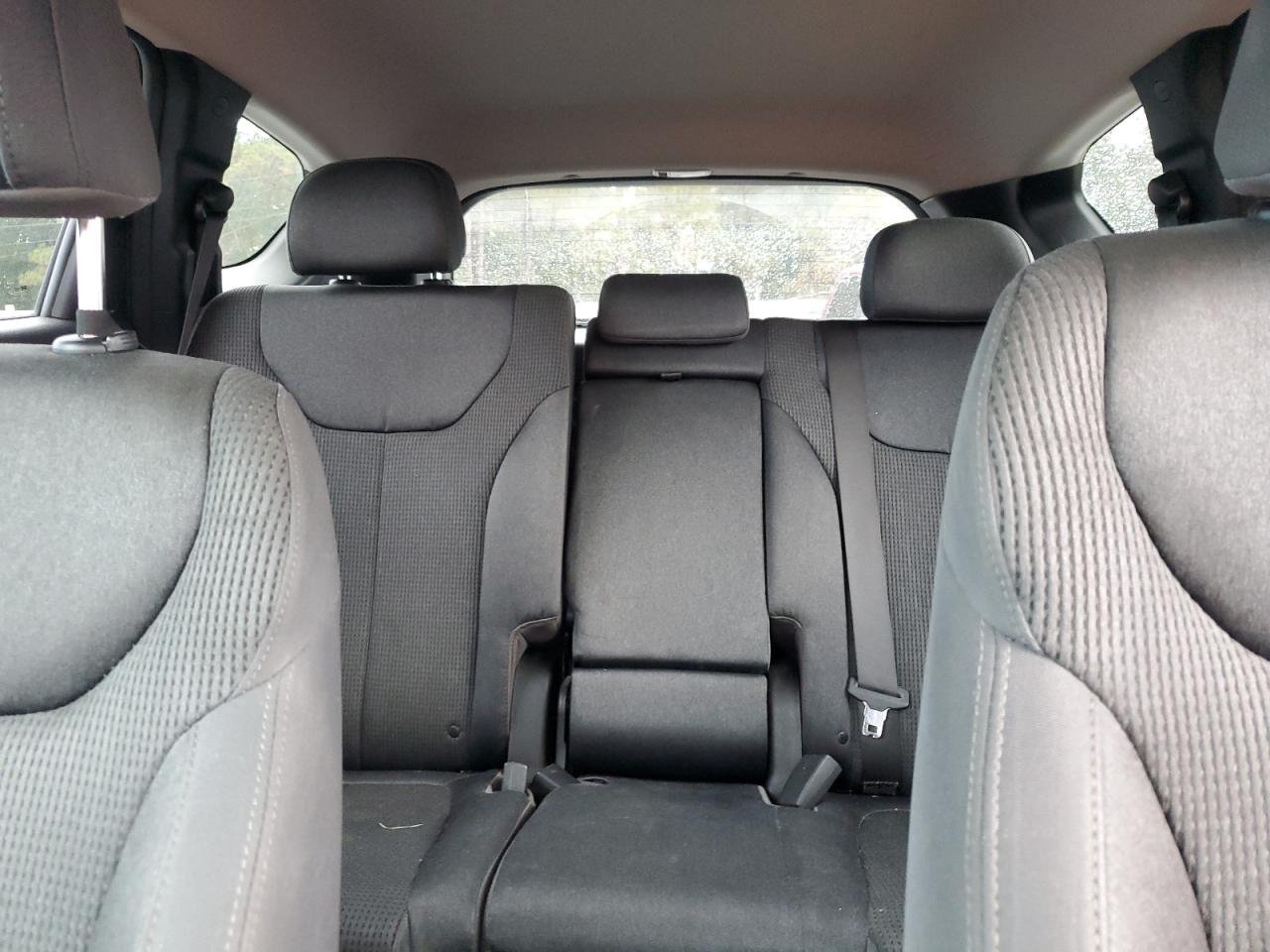2019 Hyundai Santa Fe Se Red vin: 5NMS23AD0KH112421
