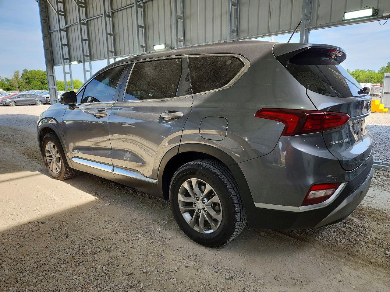 2019 Hyundai Santa Fe Se Gray vin: 5NMS23AD1KH110810