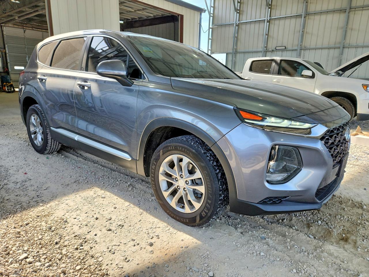 2019 Hyundai Santa Fe Se Gray vin: 5NMS23AD1KH110810