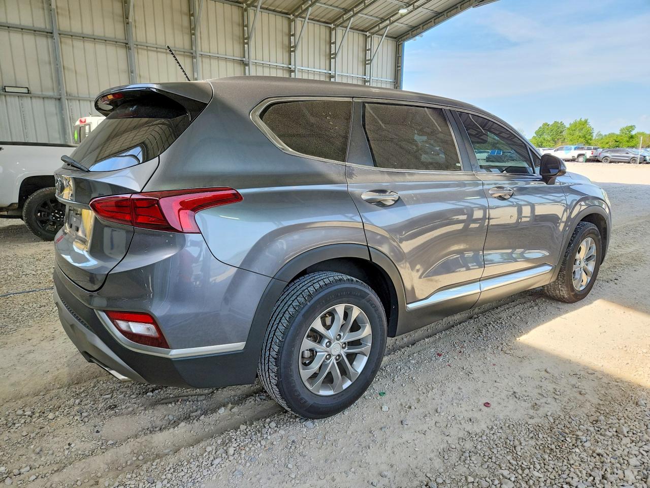 2019 Hyundai Santa Fe Se Gray vin: 5NMS23AD1KH110810