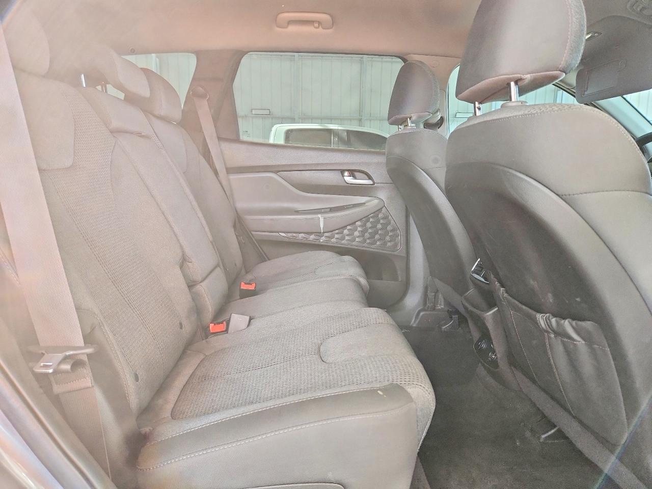 2019 Hyundai Santa Fe Se Gray vin: 5NMS23AD1KH110810