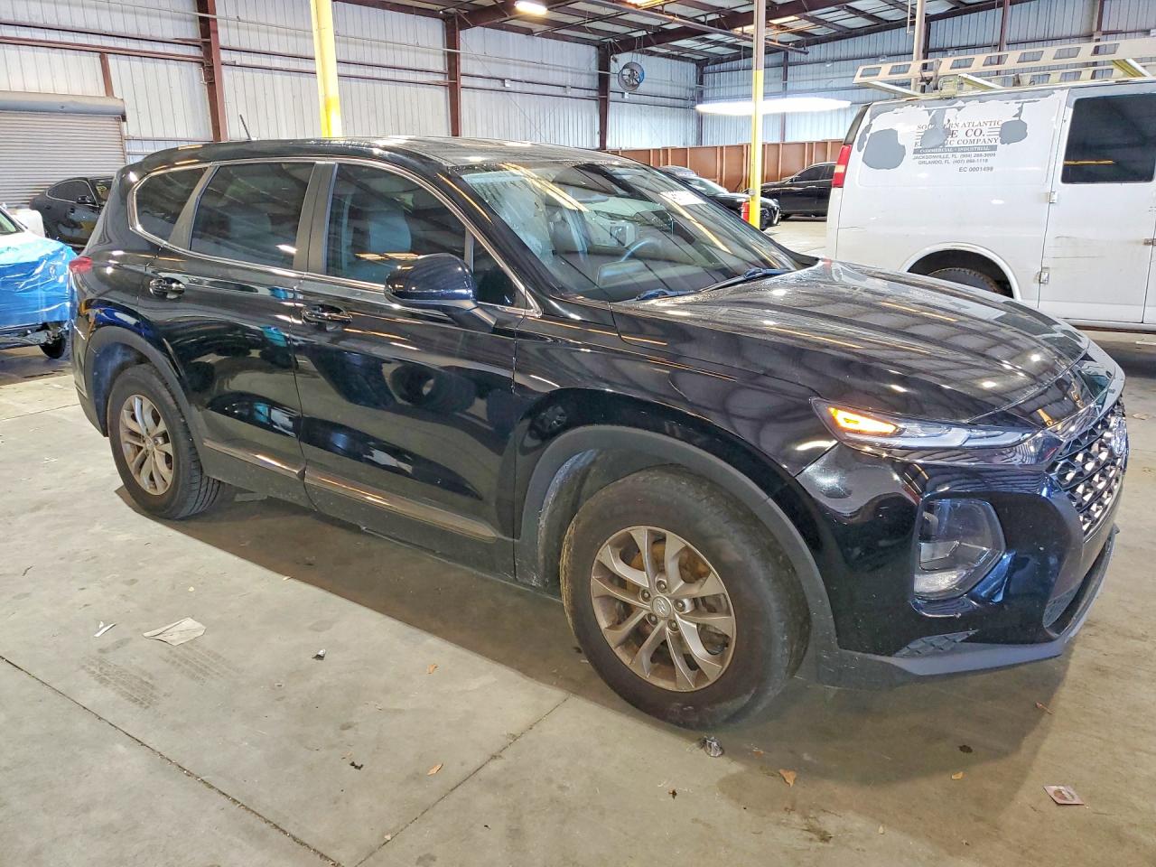 2019 Hyundai Santa Fe Se 2.4l Черный vin: 5NMS23AD3KH083366