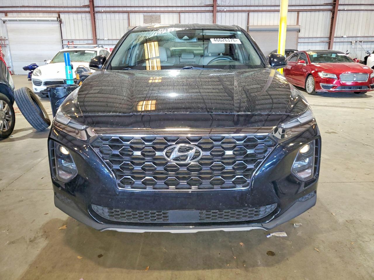 2019 Hyundai Santa Fe Se 2.4l Черный vin: 5NMS23AD3KH083366