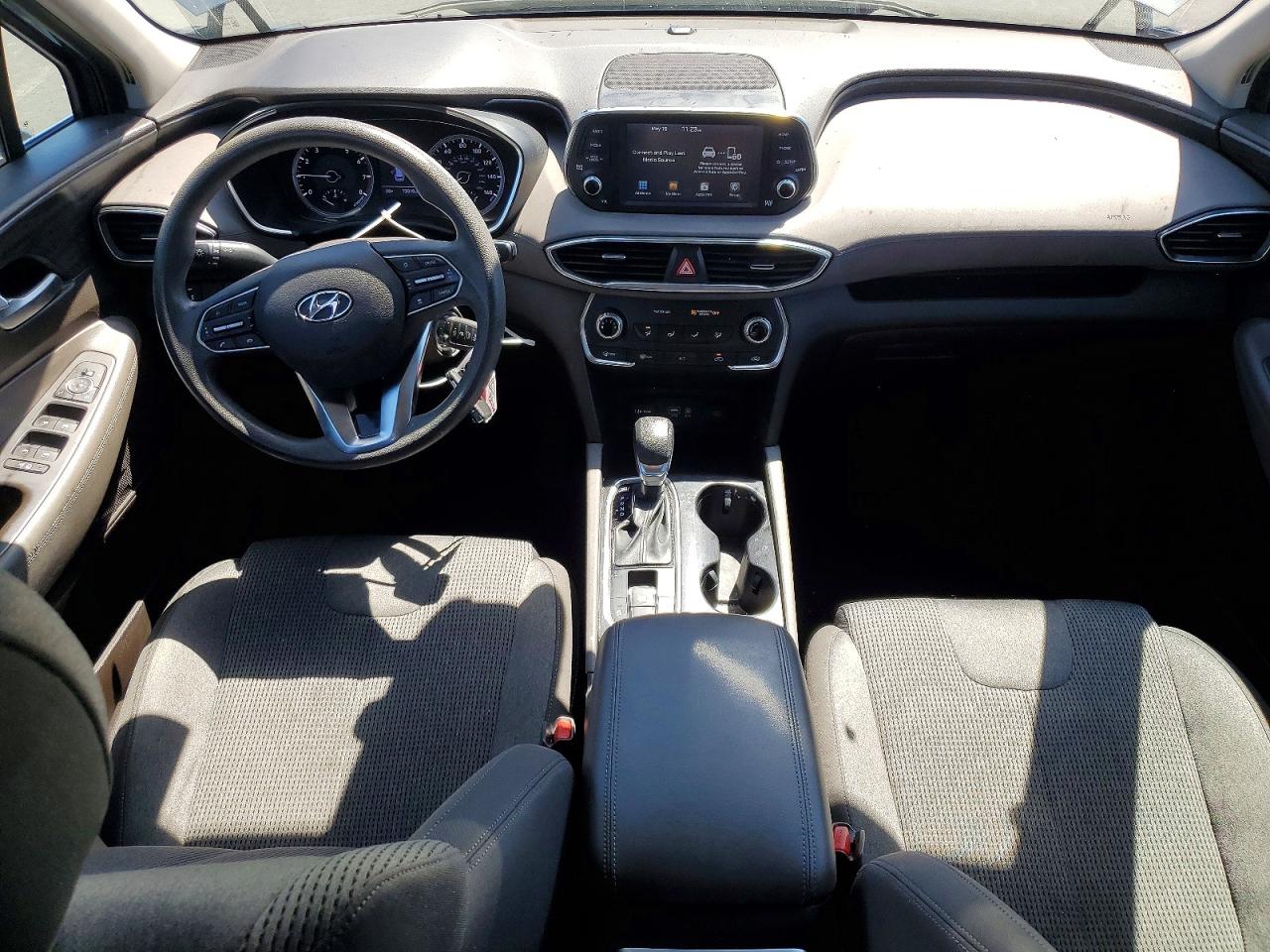 2019 Hyundai Santa Fe Se Gray vin: 5NMS23AD5KH009611
