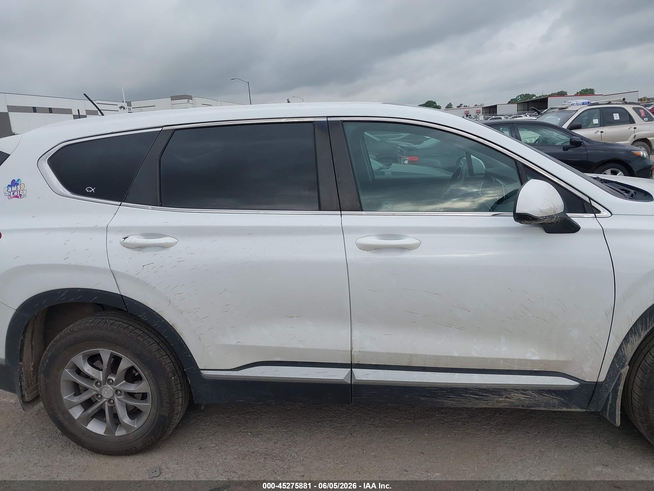 2020 Hyundai Santa Fe Se White vin: 5NMS23AD8LH141327