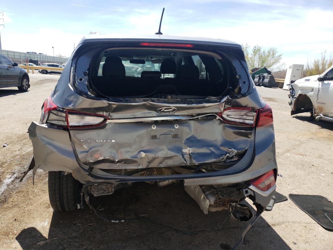 2020 Hyundai Santa Fe Se Charcoal vin: 5NMS23AD8LH158323
