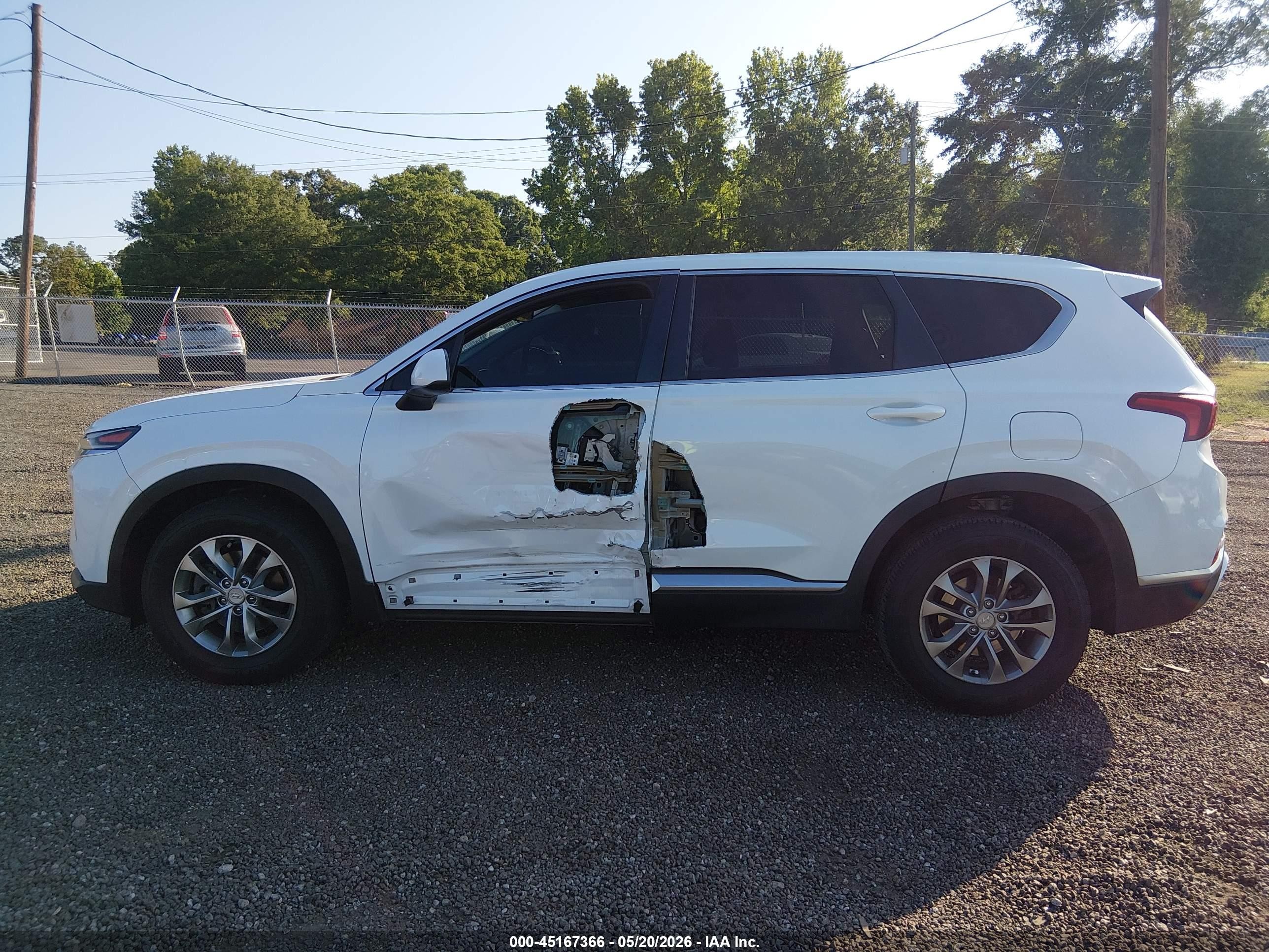 2019 Hyundai Santa Fe Se White vin: 5NMS23AD9KH096431