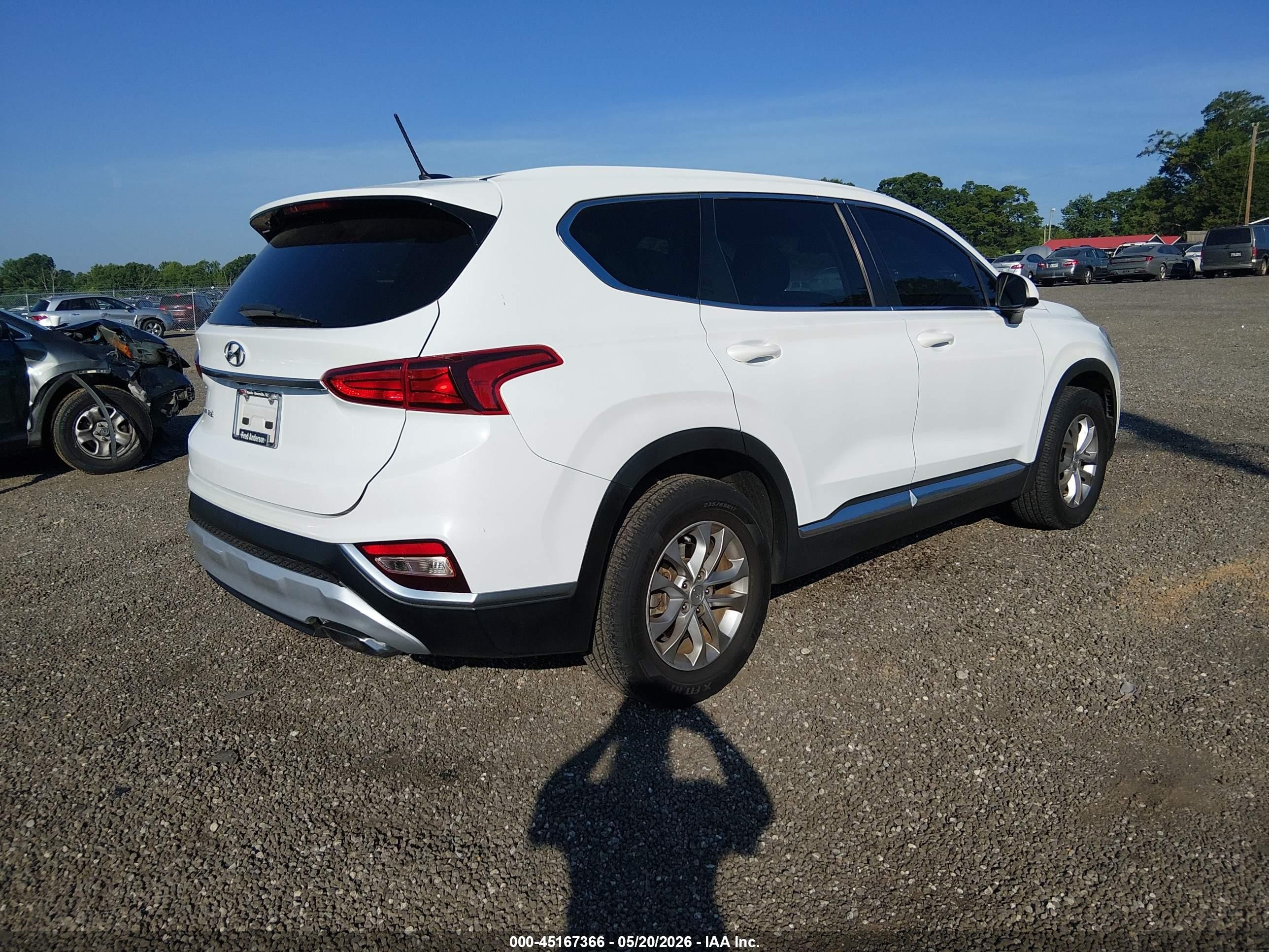2019 Hyundai Santa Fe Se White vin: 5NMS23AD9KH096431