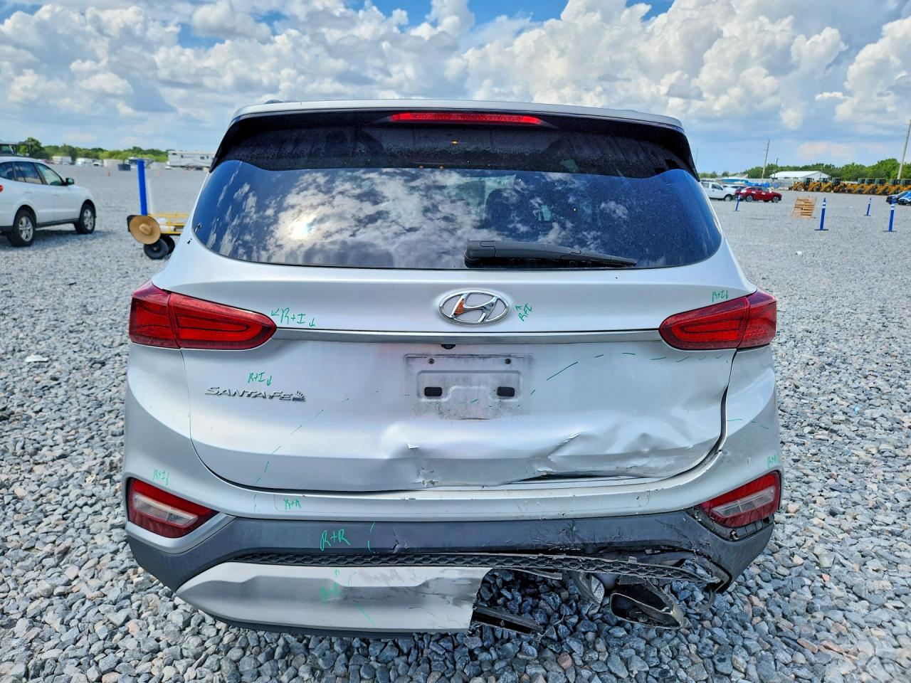 2019 Hyundai Santa Fe Se Серебряный vin: 5NMS23AD9KH127807