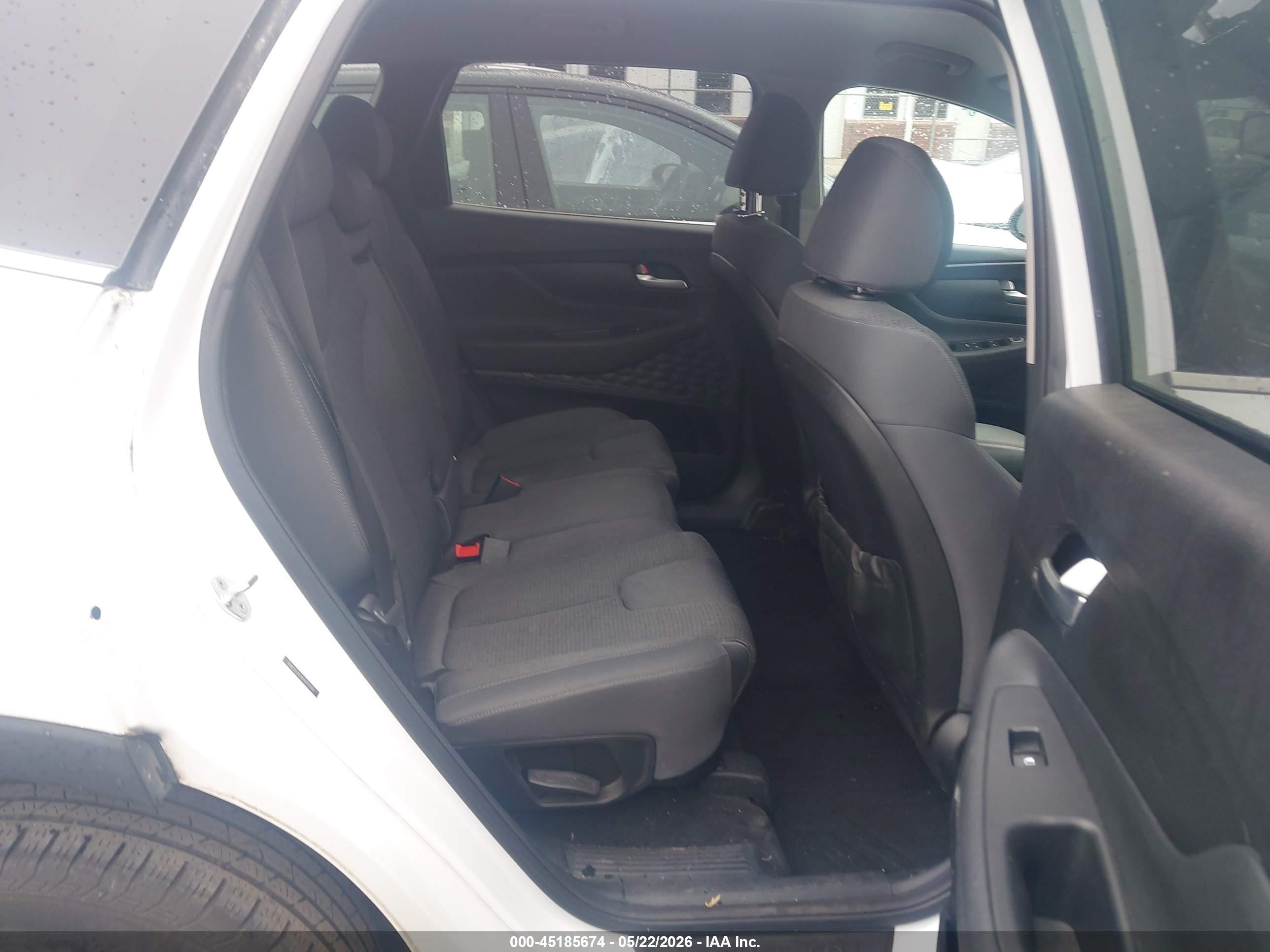 2019 Hyundai Santa Fe Se White vin: 5NMS2CAD1KH019309