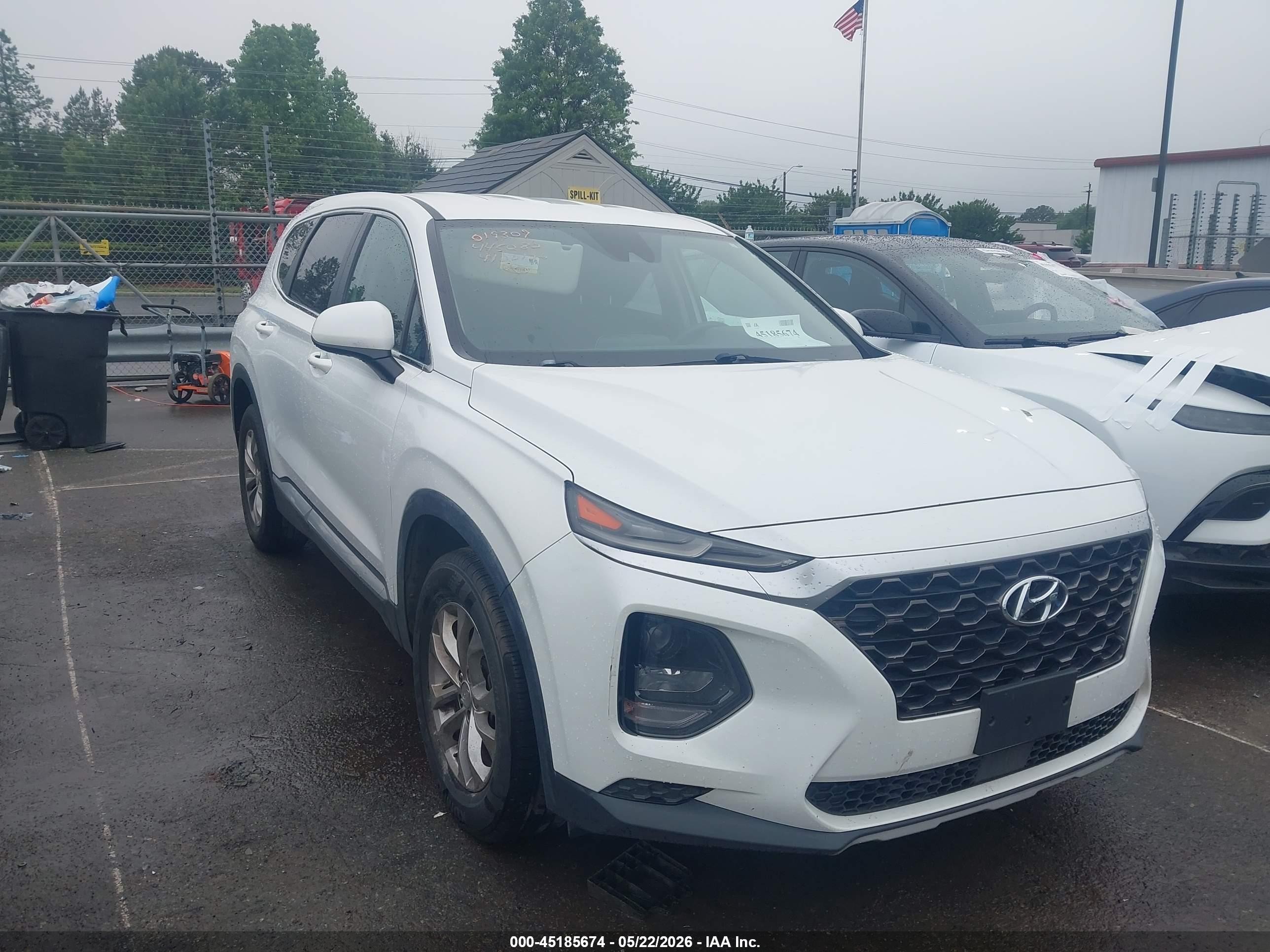 2019 Hyundai Santa Fe Se White vin: 5NMS2CAD1KH019309