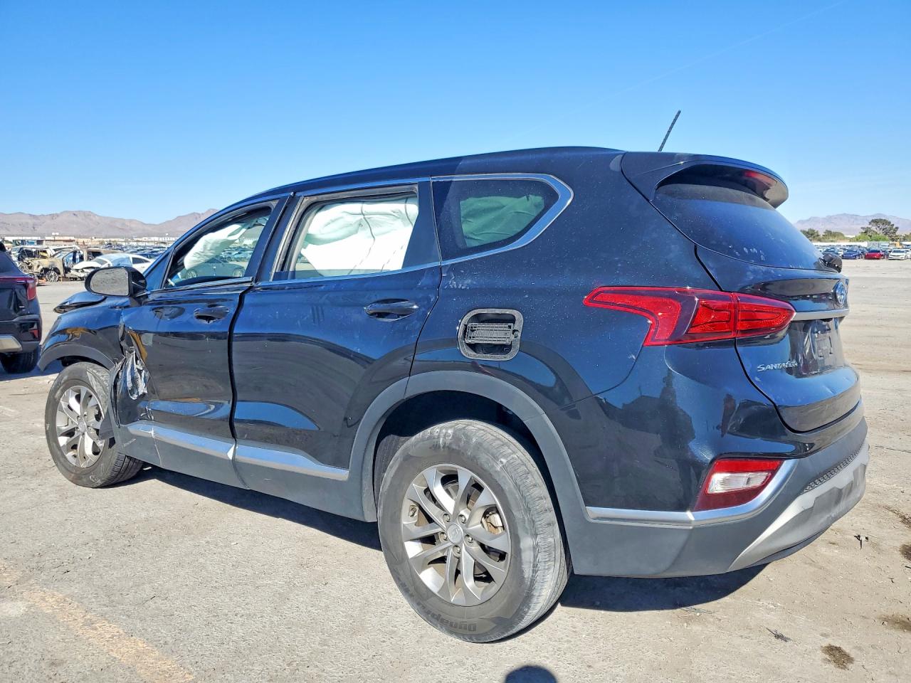 2020 Hyundai Santa Fe Se Black vin: 5NMS2CAD7LH181527