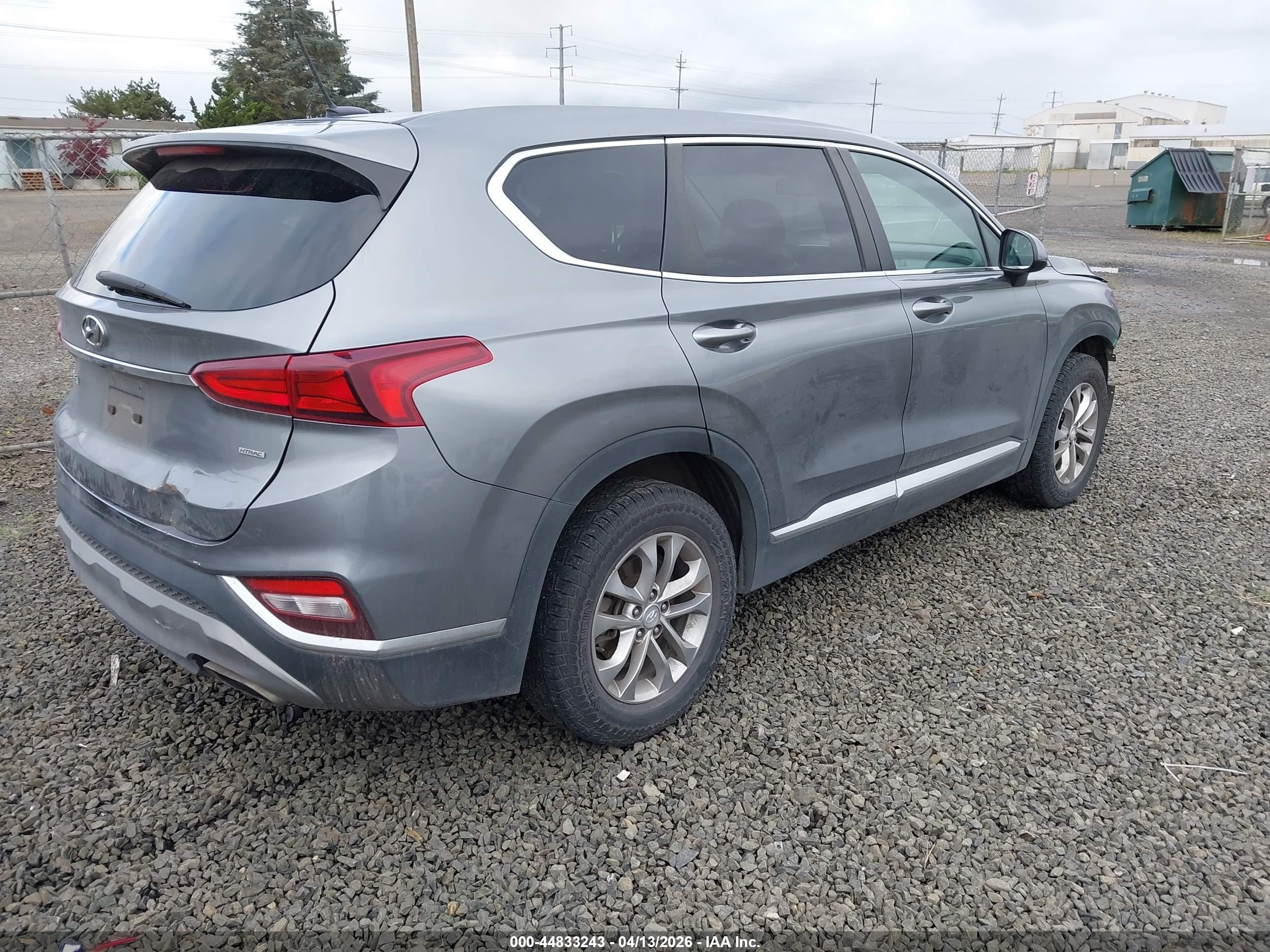 2019 Hyundai Santa Fe Se Gray vin: 5NMS2CAD8KH082682