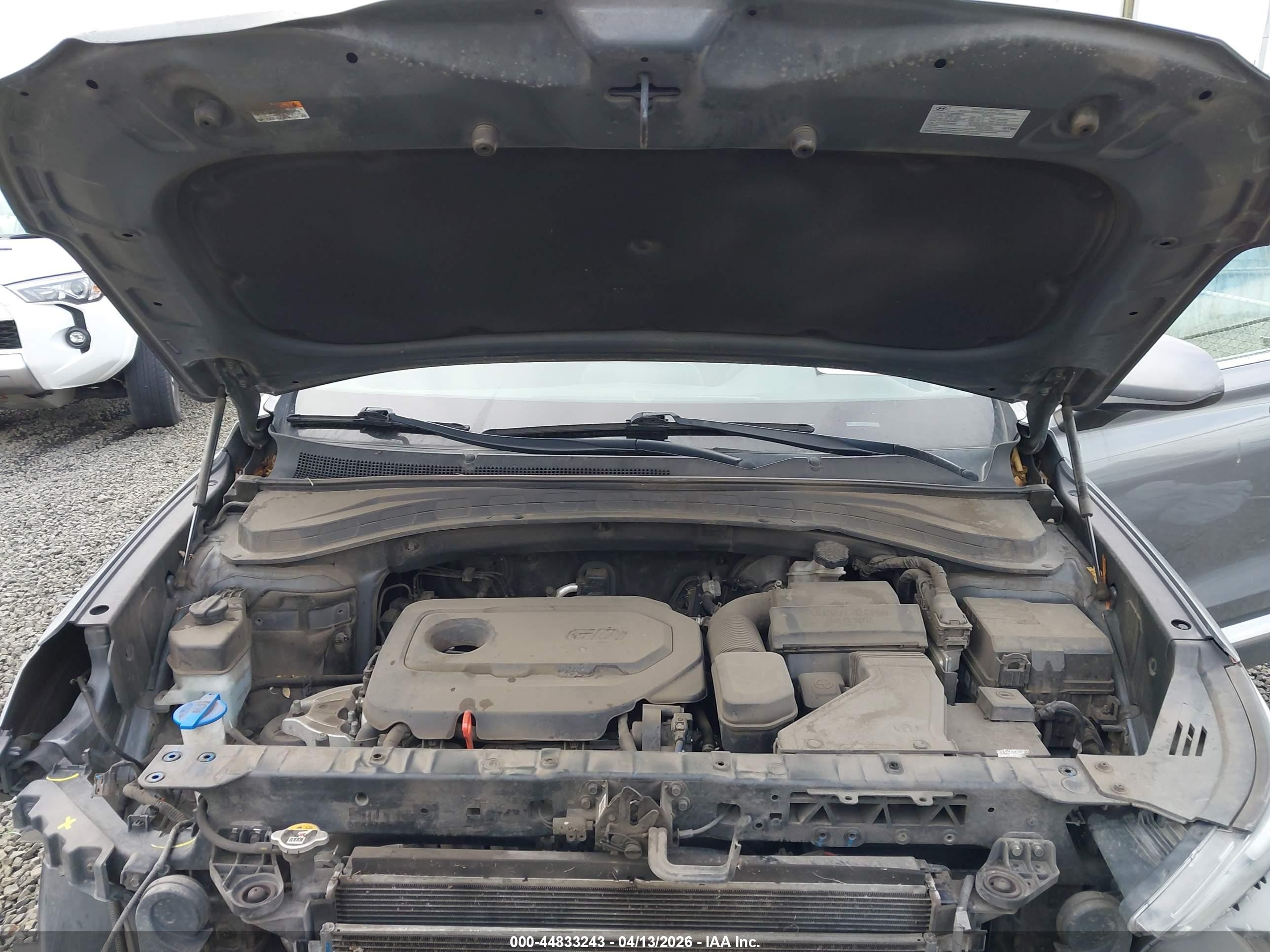 2019 Hyundai Santa Fe Se Gray vin: 5NMS2CAD8KH082682