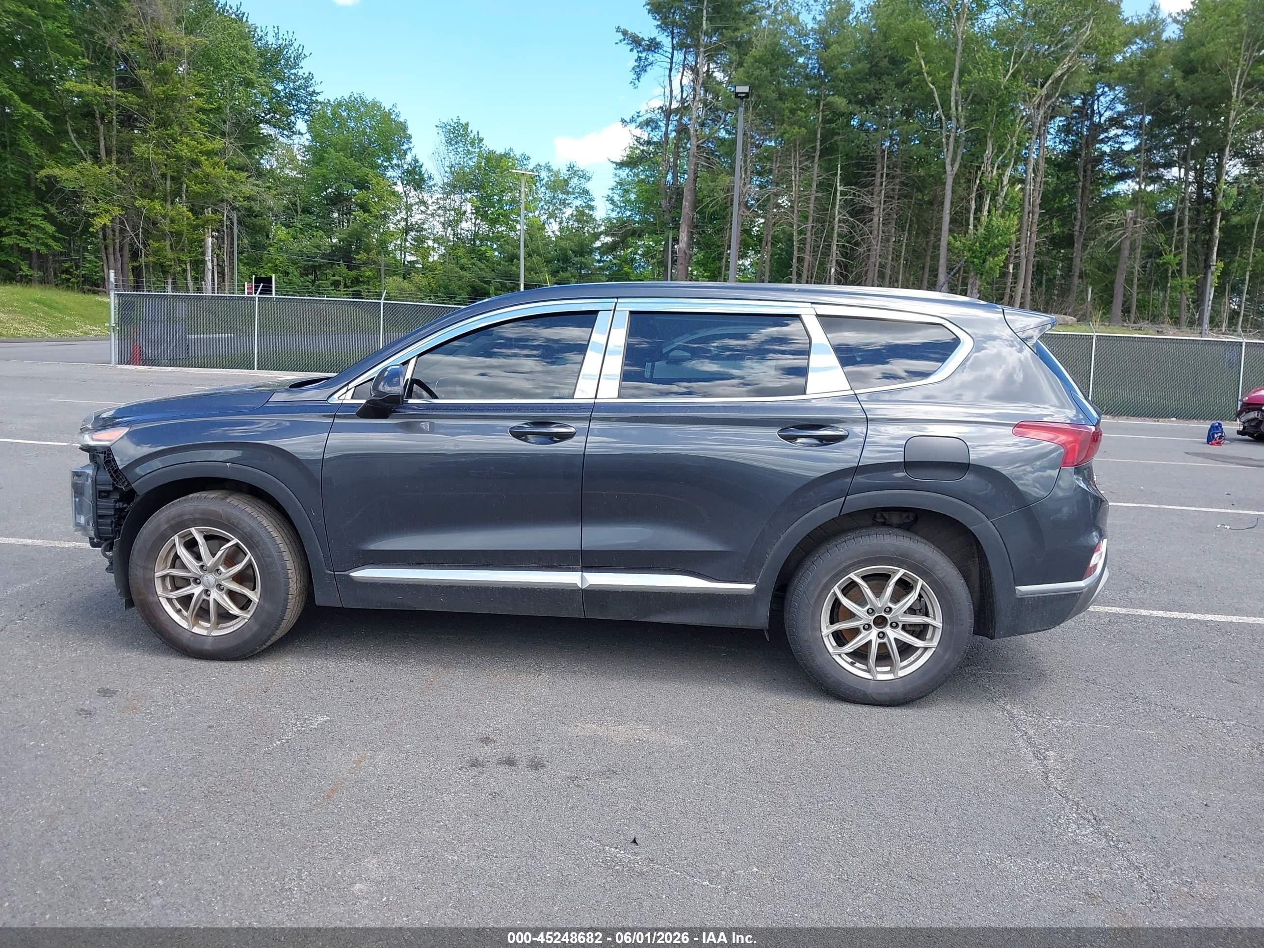 2020 Hyundai Santa Fe Se Gray vin: 5NMS2CADXLH186642