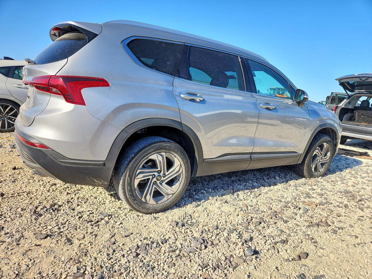 2023 Hyundai Santa Fe Sel Silver vin: 5NMS2DAJ1PH563652