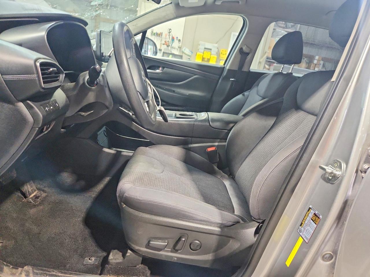 2022 Hyundai Santa Fe Sel Silver vin: 5NMS2DAJ2NH477716