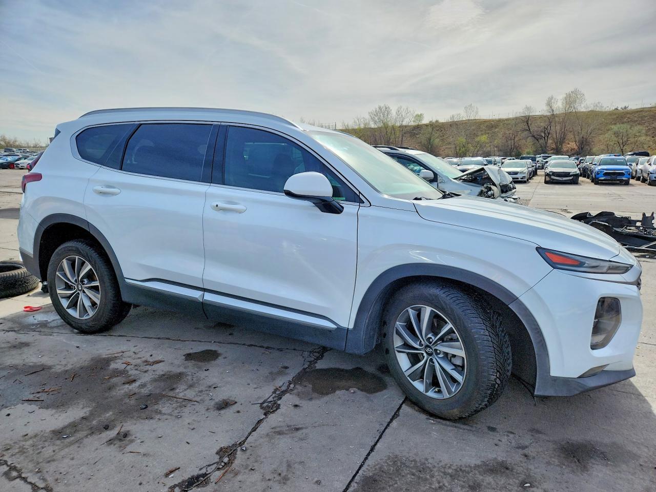 2019 Hyundai Santa Fe Sel Plus 2.4l Белый vin: 5NMS33AD0KH072127
