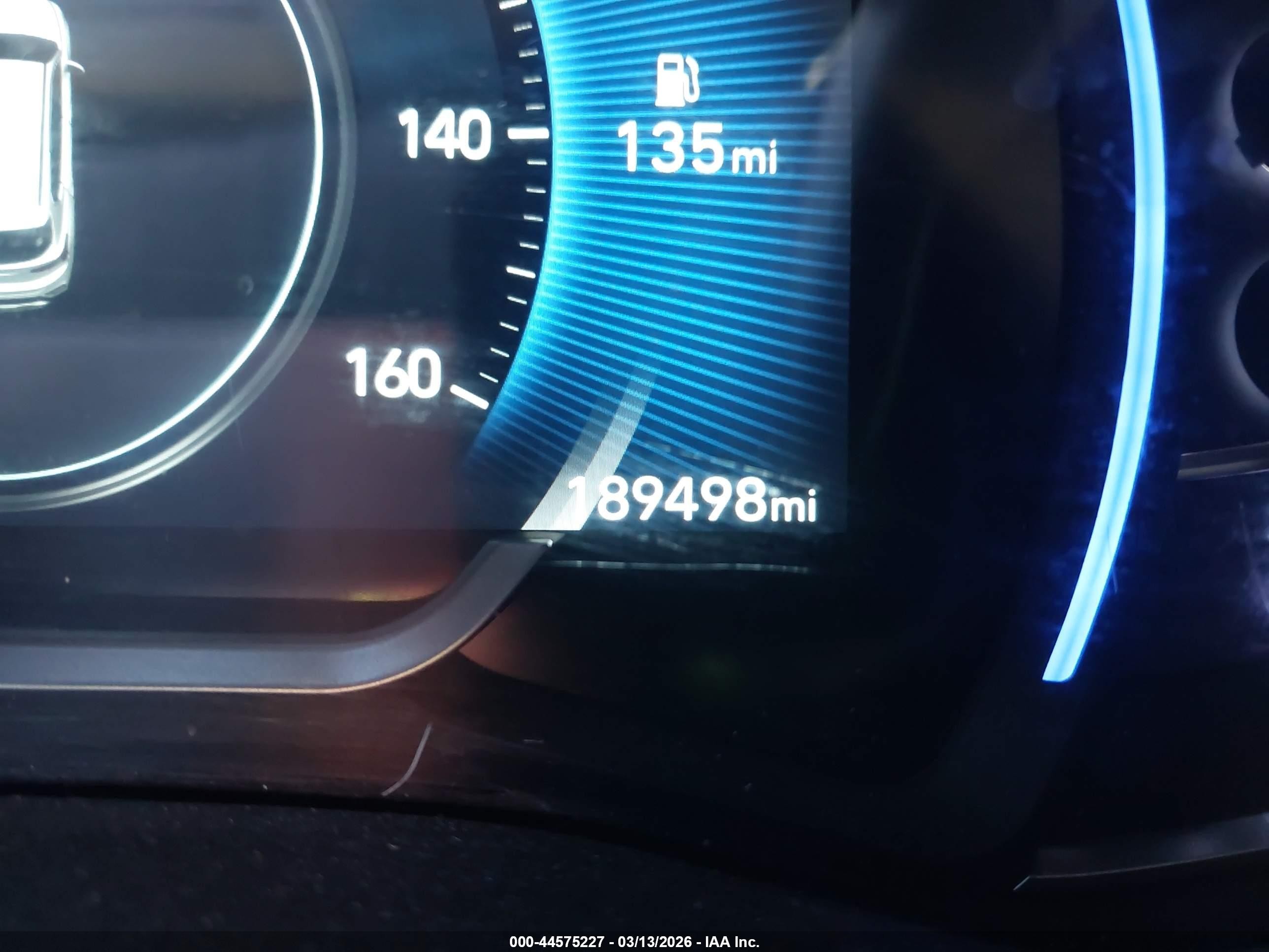 2020 Hyundai Santa Fe Sel Blue vin: 5NMS33AD2LH164471