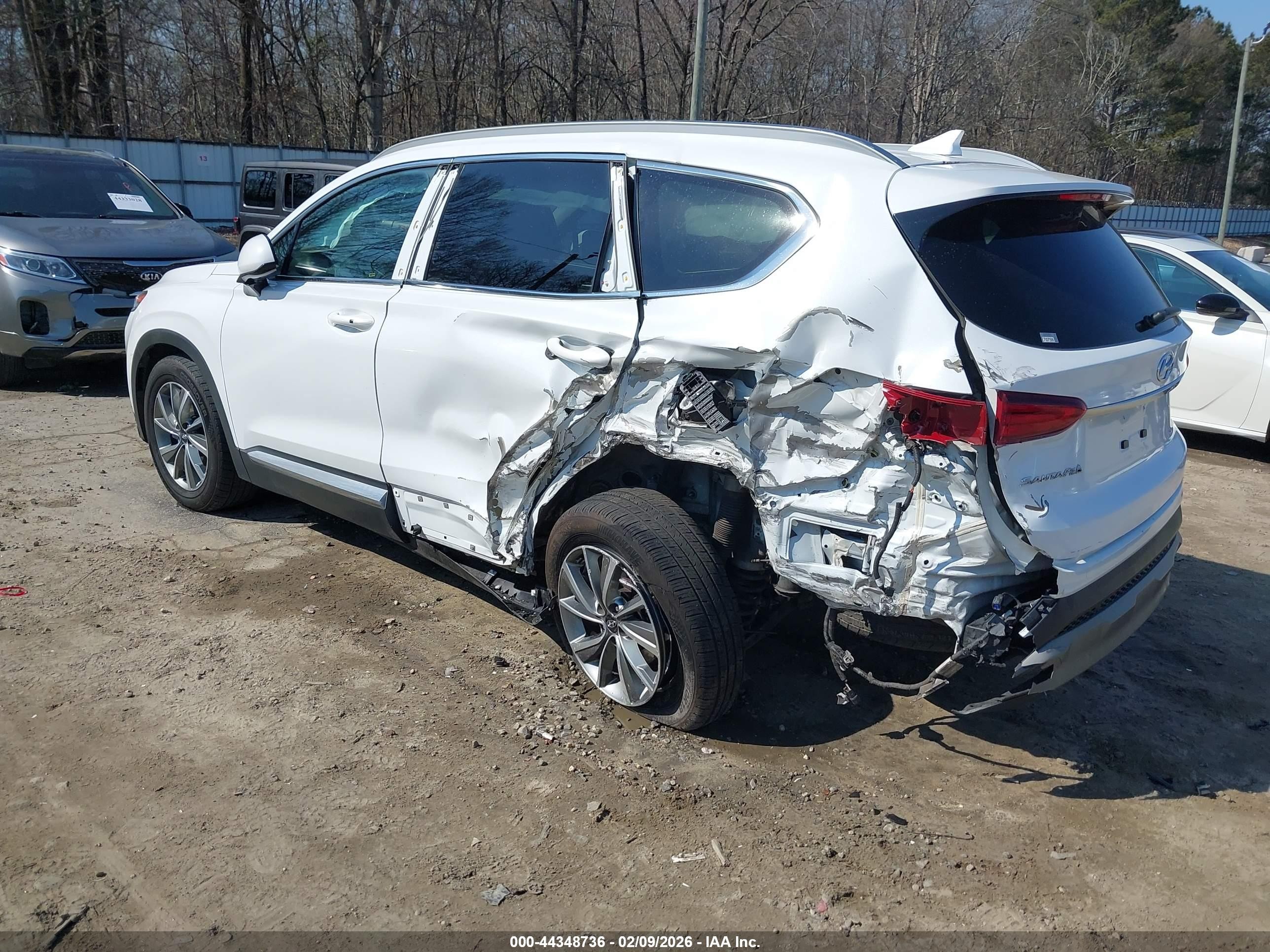 2019 Hyundai Santa Fe Sel Plus White vin: 5NMS33AD3KH026288