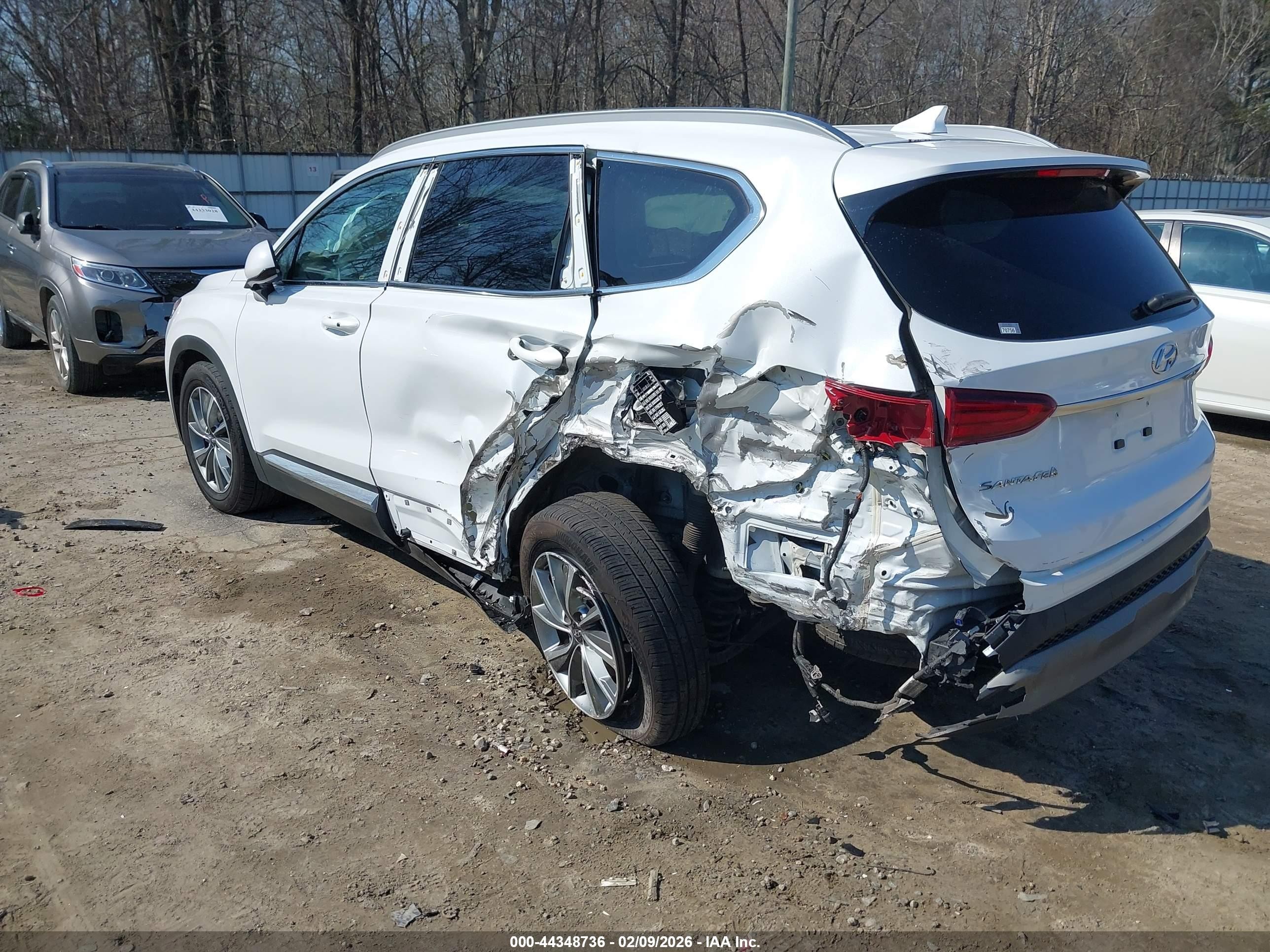 2019 Hyundai Santa Fe Sel Plus White vin: 5NMS33AD3KH026288