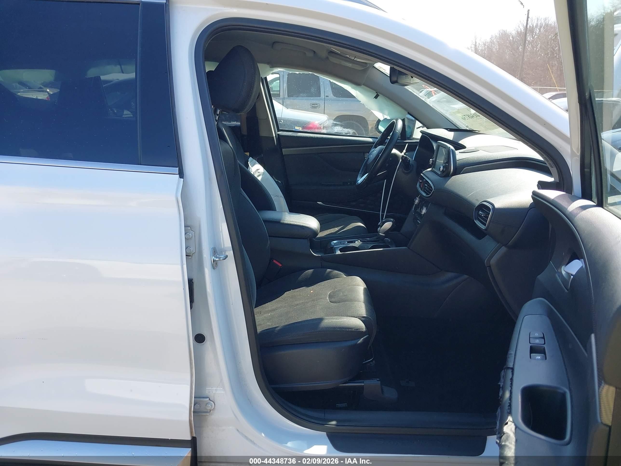 2019 Hyundai Santa Fe Sel Plus White vin: 5NMS33AD3KH026288