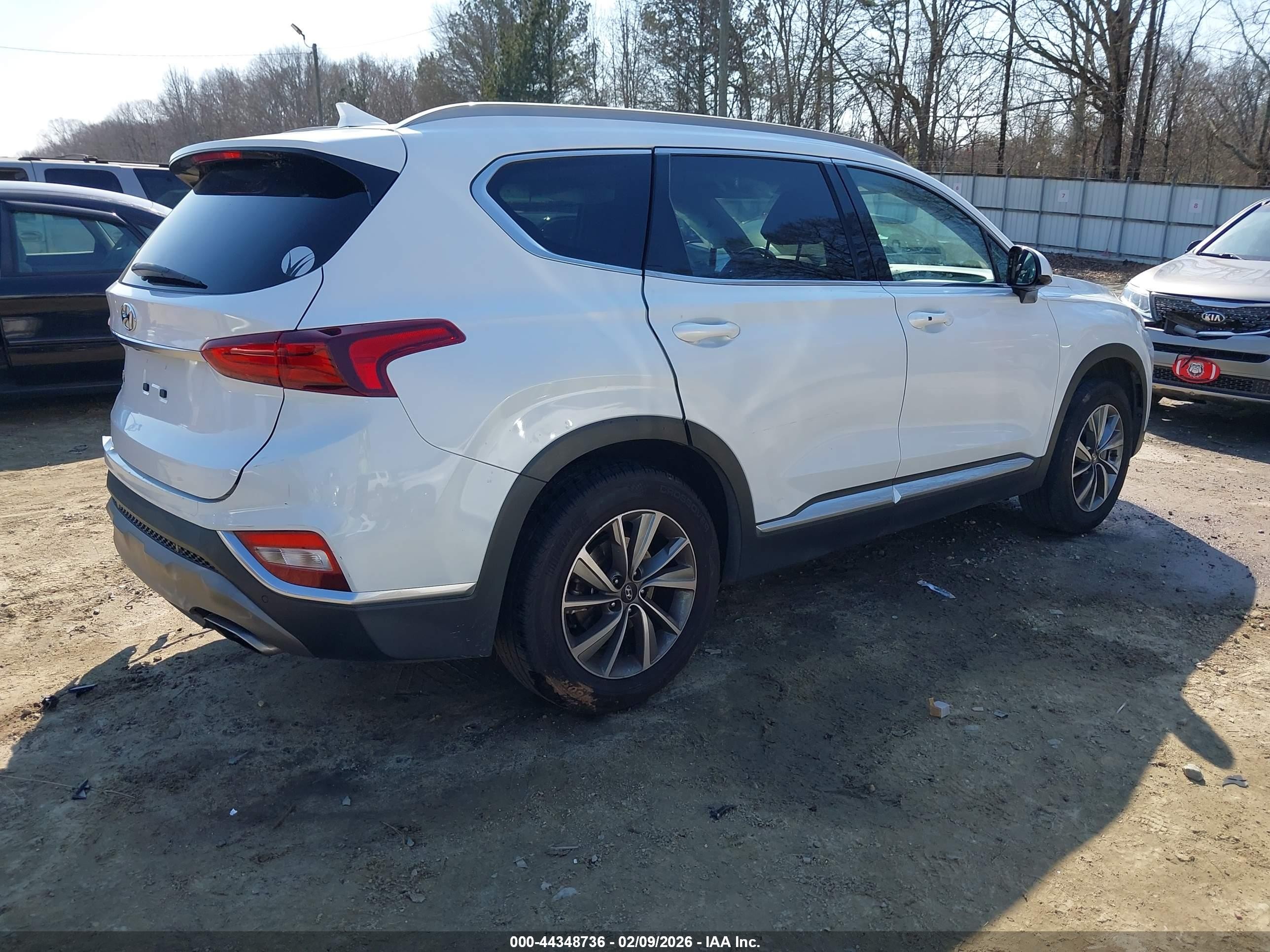 2019 Hyundai Santa Fe Sel Plus White vin: 5NMS33AD3KH026288