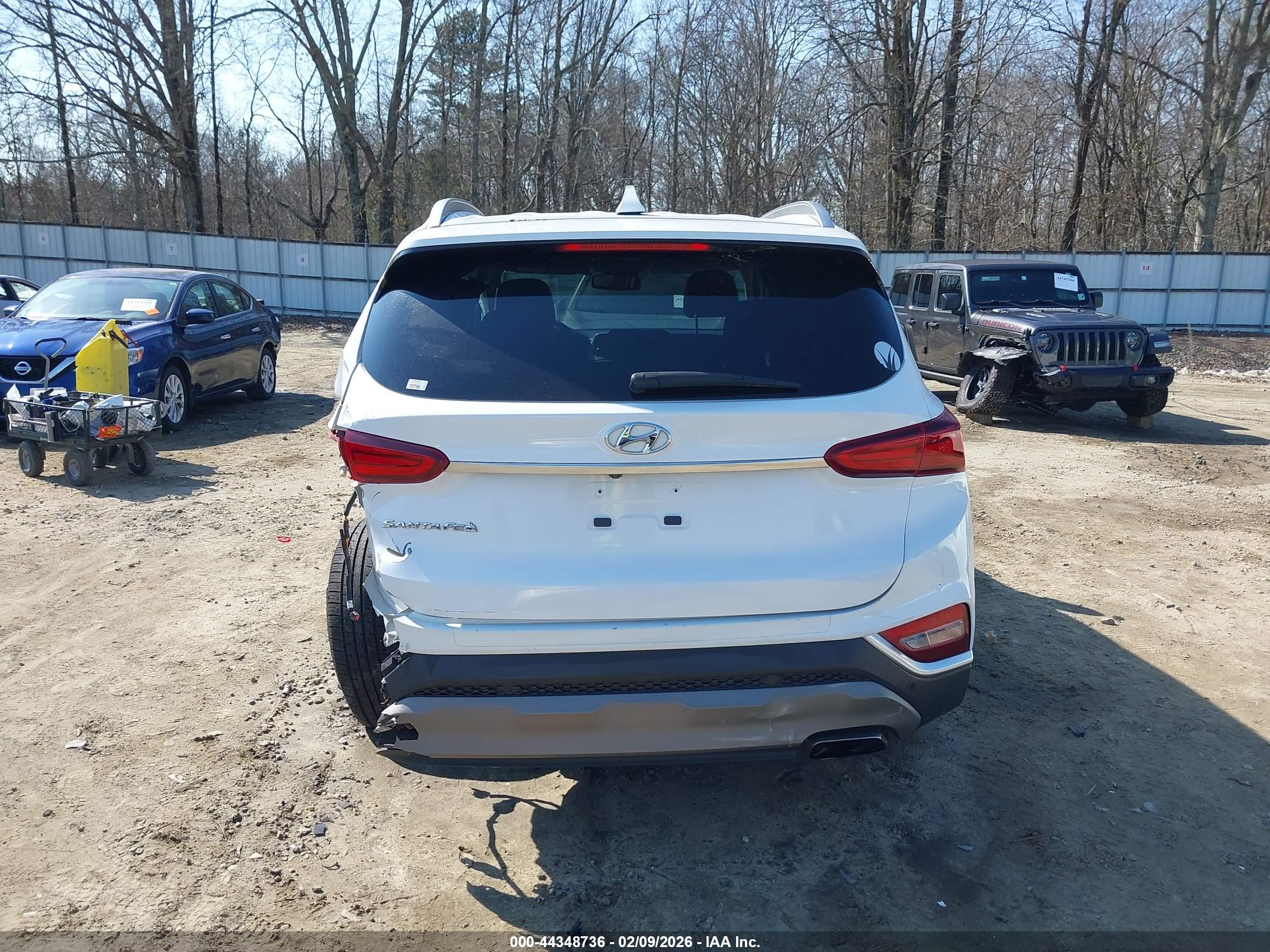 2019 Hyundai Santa Fe Sel Plus White vin: 5NMS33AD3KH026288