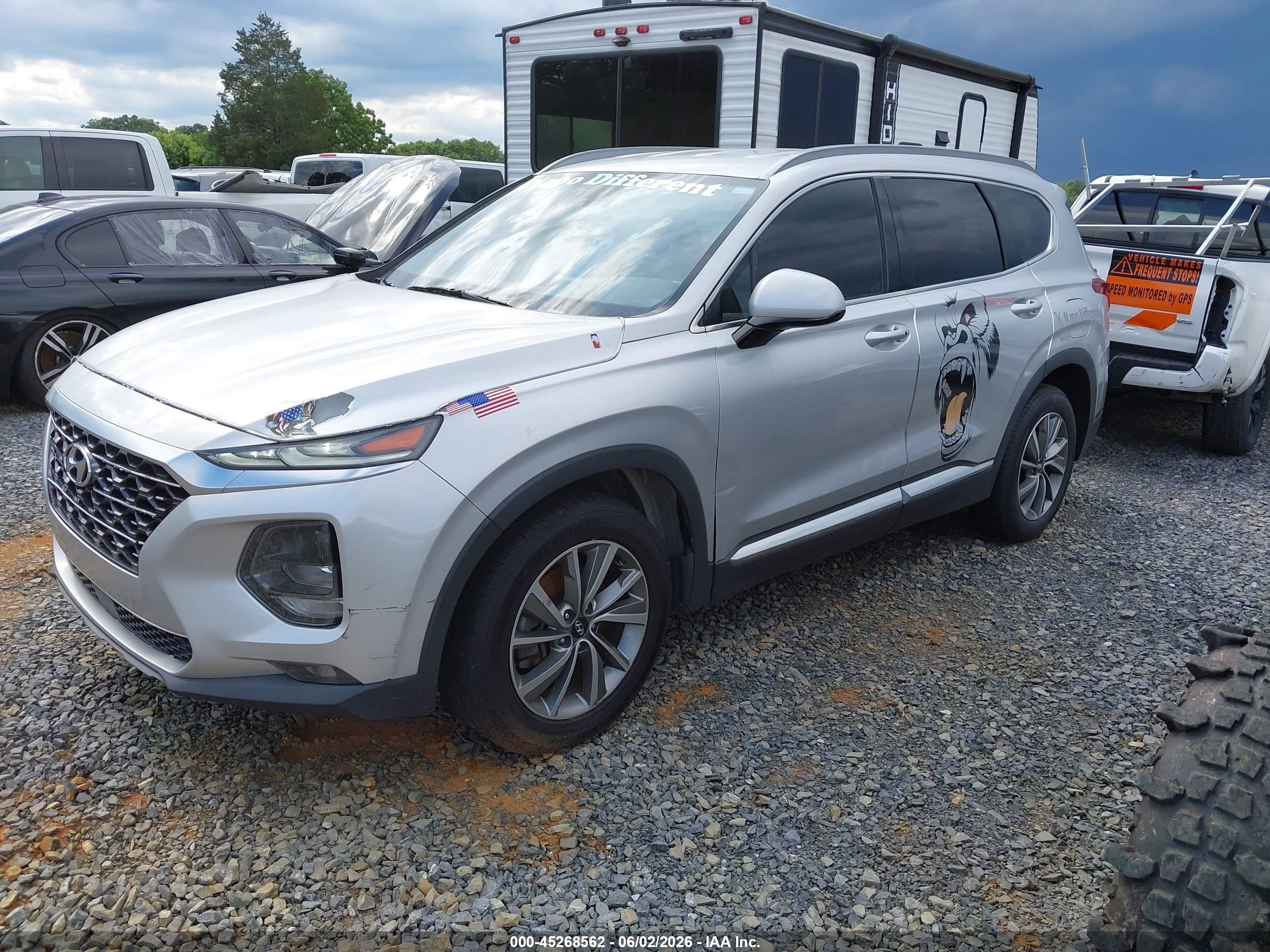 2019 Hyundai Santa Fe Sel Plus Silver vin: 5NMS33AD7KH002155