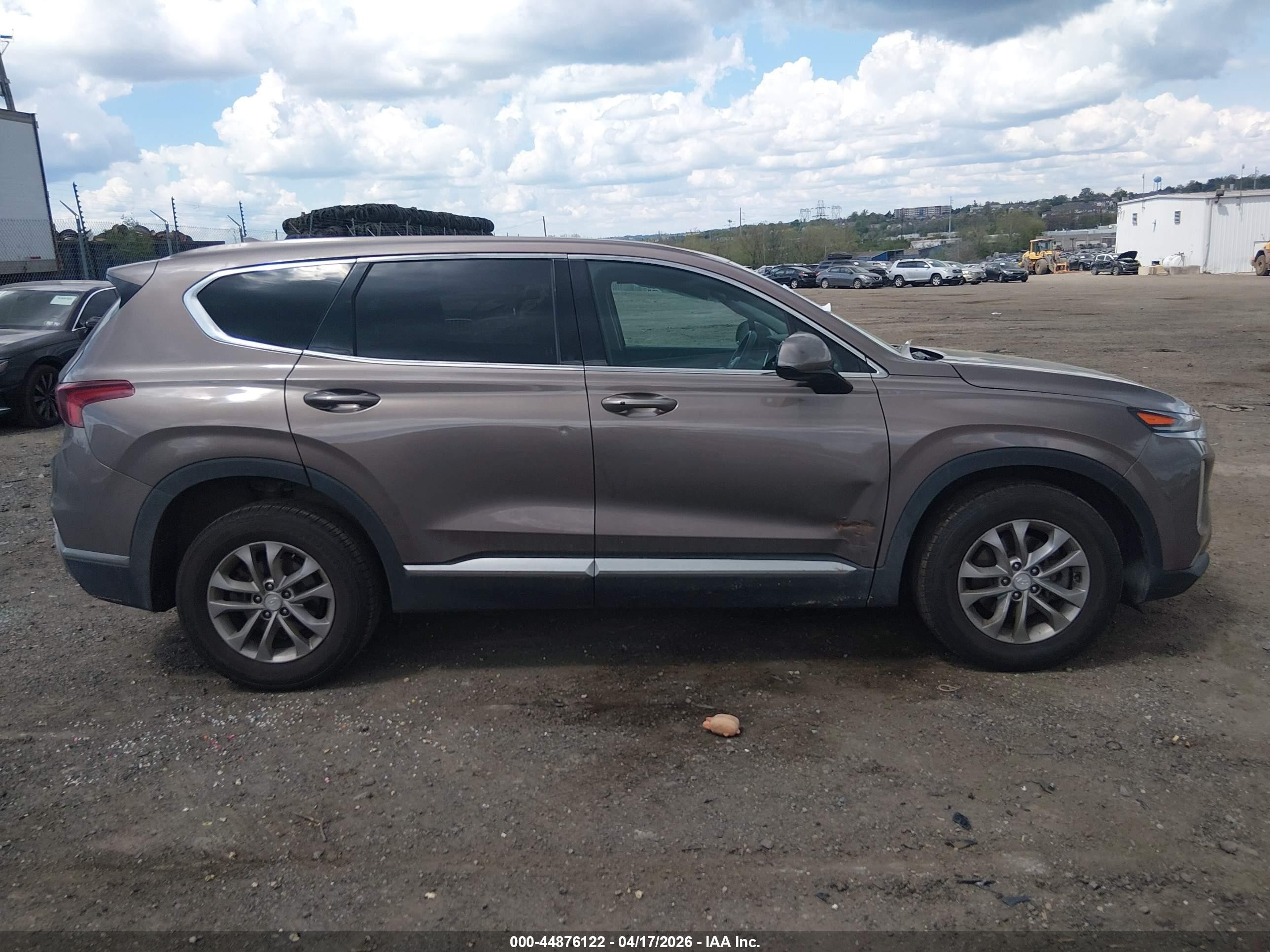 2020 Hyundai Santa Fe Sel Коричневый vin: 5NMS3CAD0LH222626