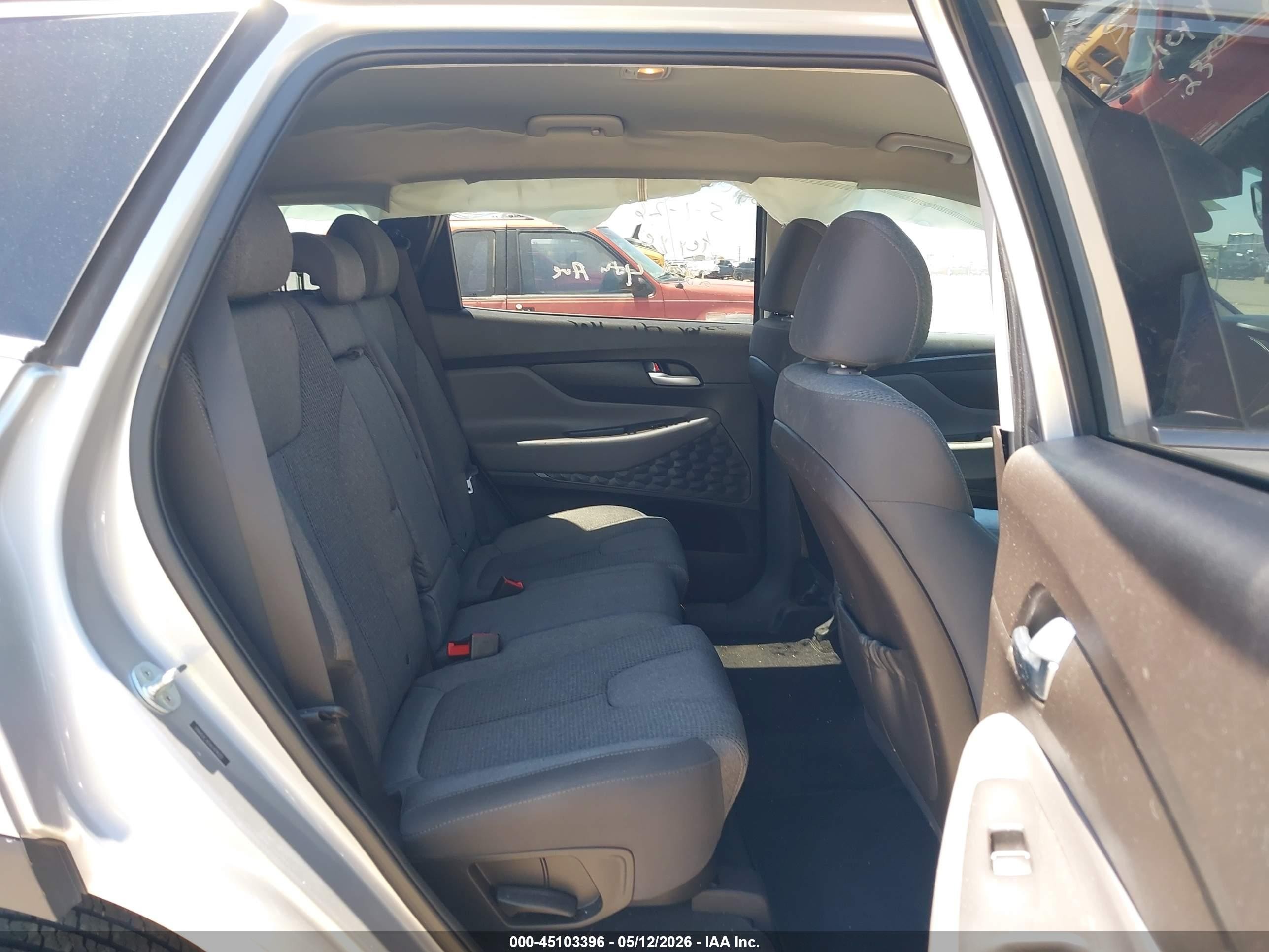2020 Hyundai Santa Fe Sel Silver vin: 5NMS3CAD6LH214322