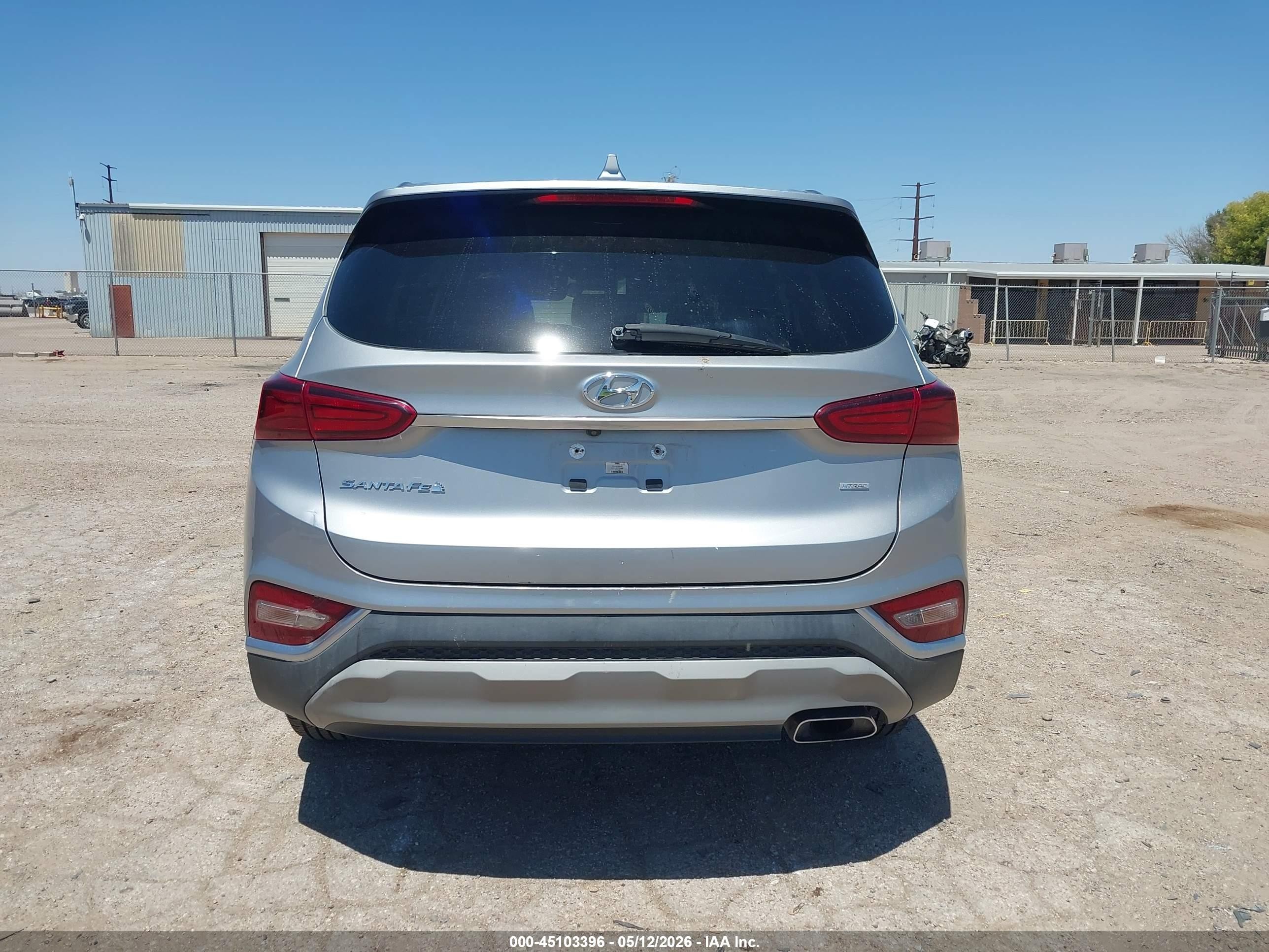 2020 Hyundai Santa Fe Sel Silver vin: 5NMS3CAD6LH214322