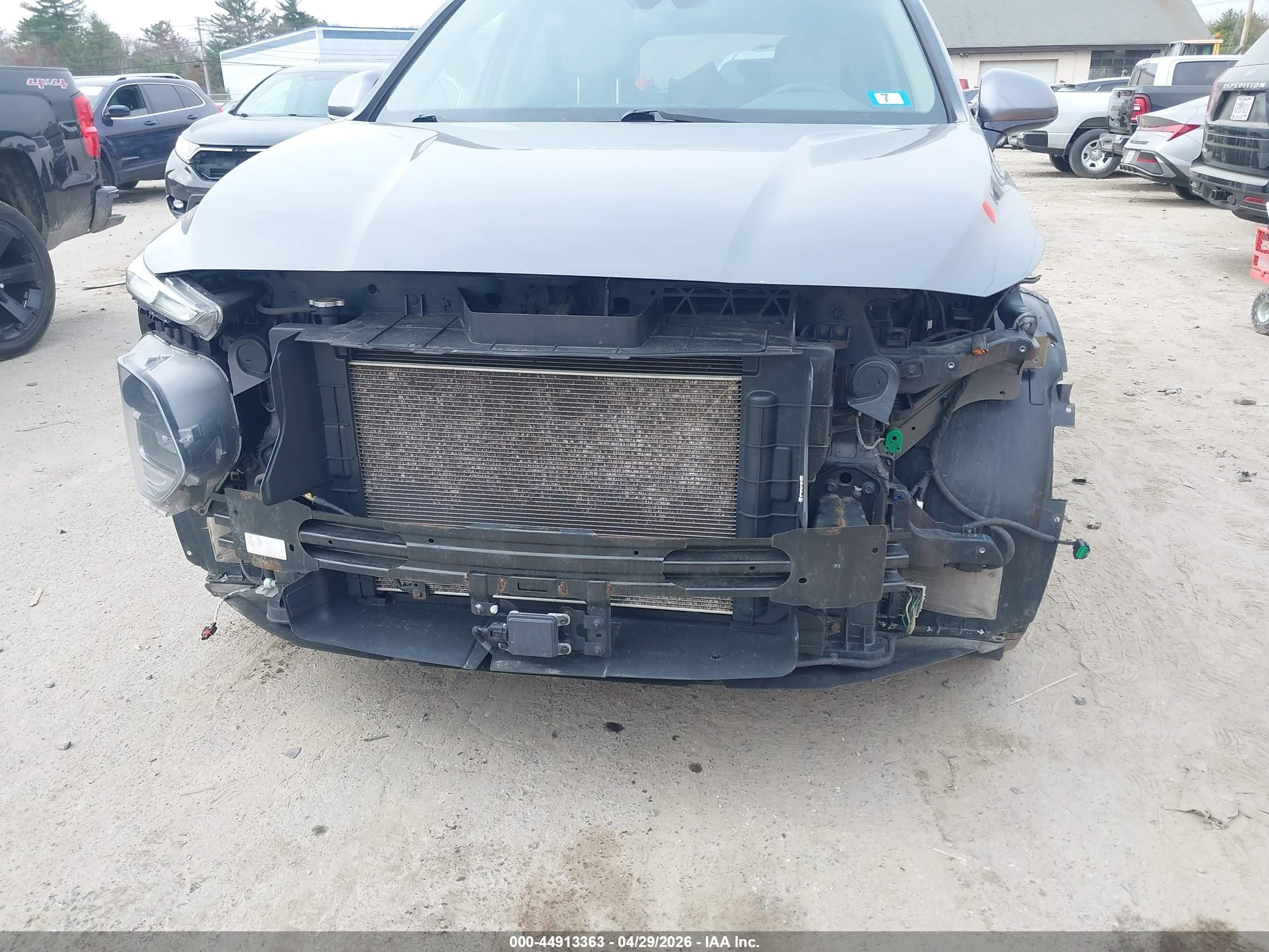 2019 Hyundai Santa Fe Sel Plus Gray vin: 5NMS3CAD9KH052412