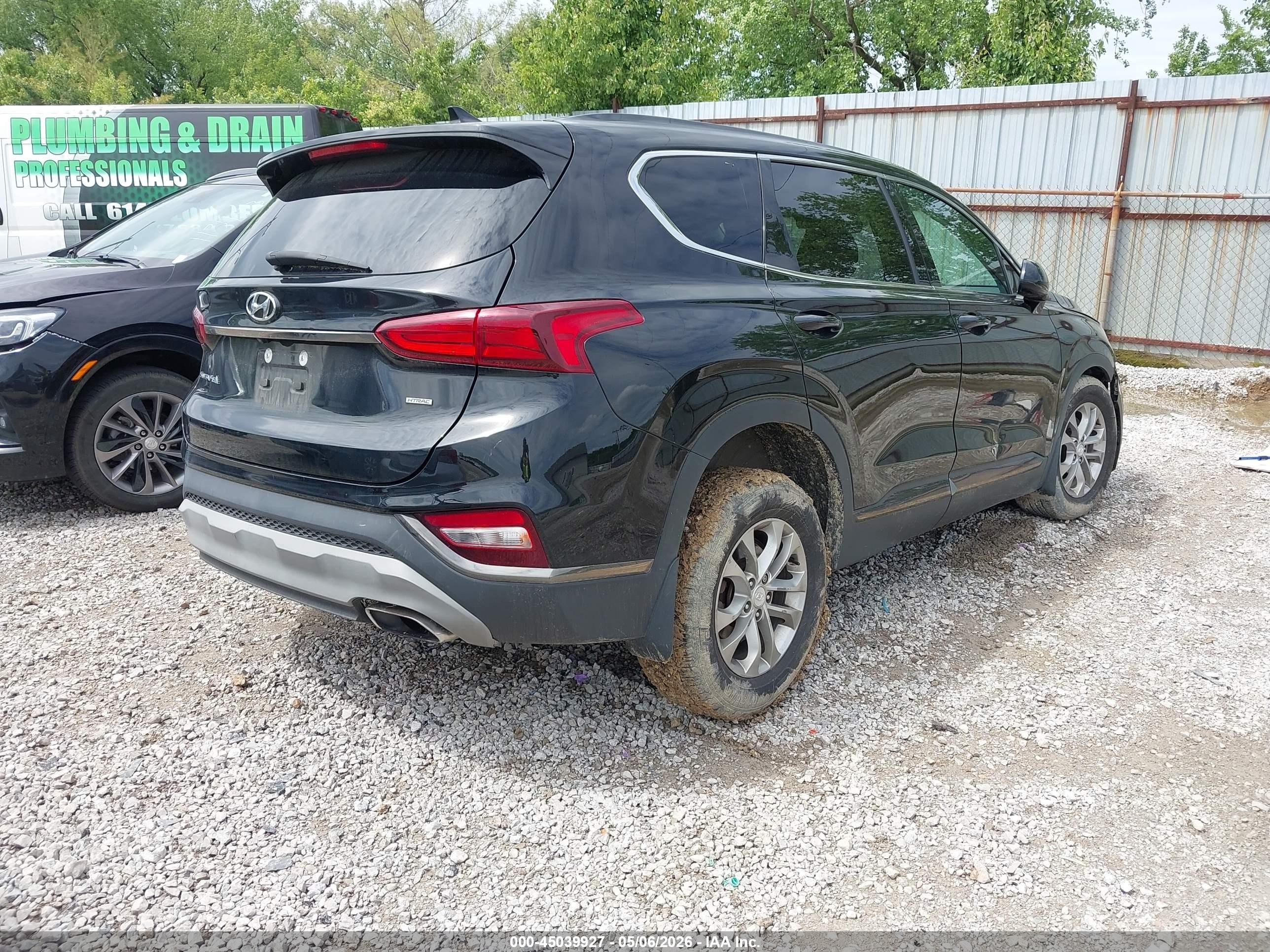2019 Hyundai Santa Fe Sel Черный vin: 5NMS3CADXKH132334