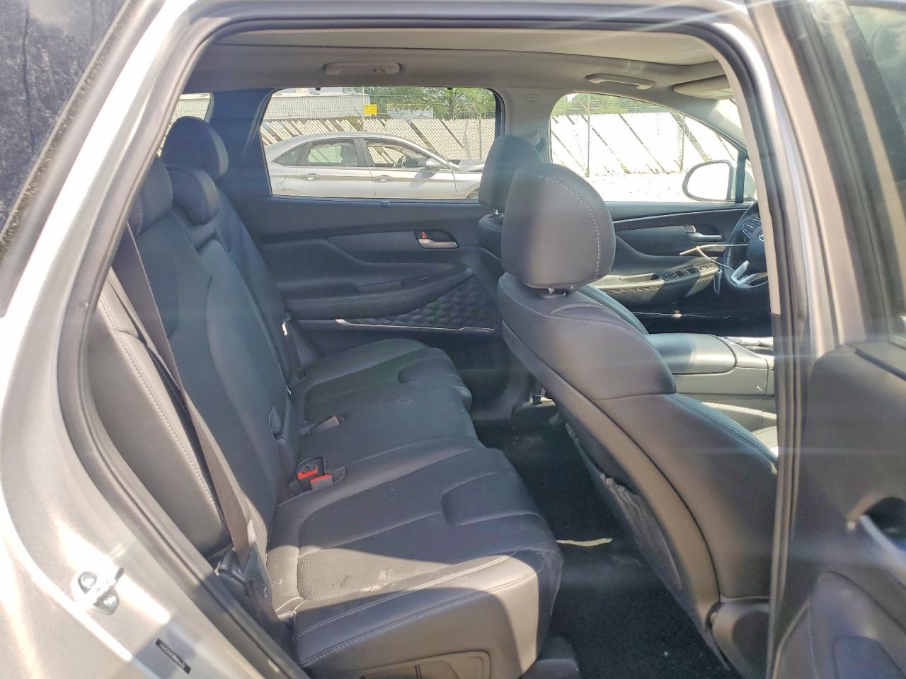2023 Hyundai Santa Fe Sel Premium Silver vin: 5NMS3DAJ1PH556357