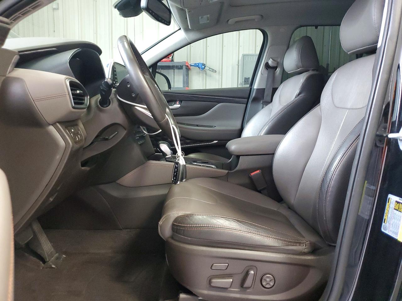 2019 Hyundai Santa Fe Ultimate 2.0t Черный vin: 5NMS53AAXKH051897