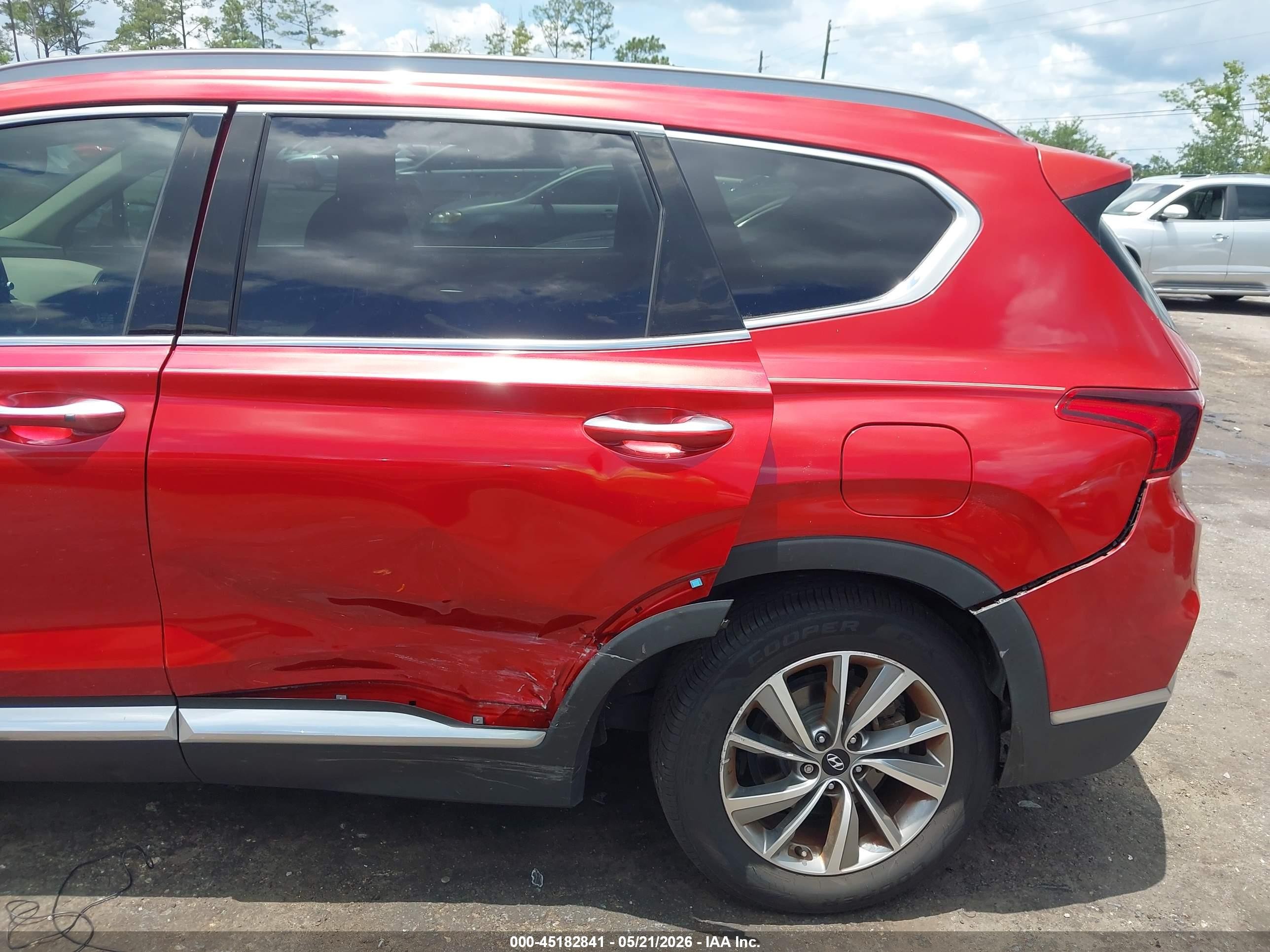 2019 Hyundai Santa Fe Ultimate Red vin: 5NMS53AD0KH127475