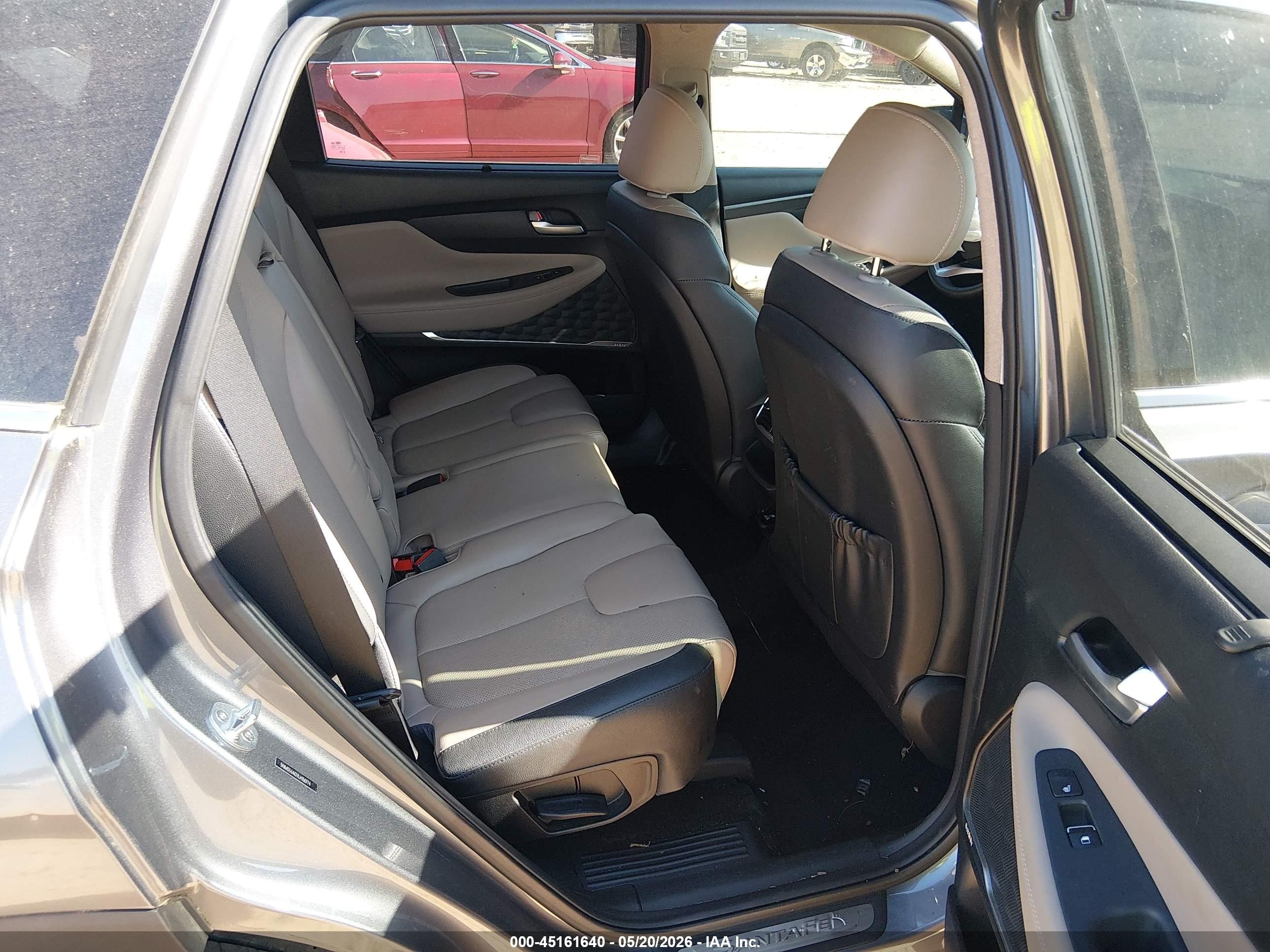 2020 Hyundai Santa Fe Limited Gray vin: 5NMS53AD2LH150774