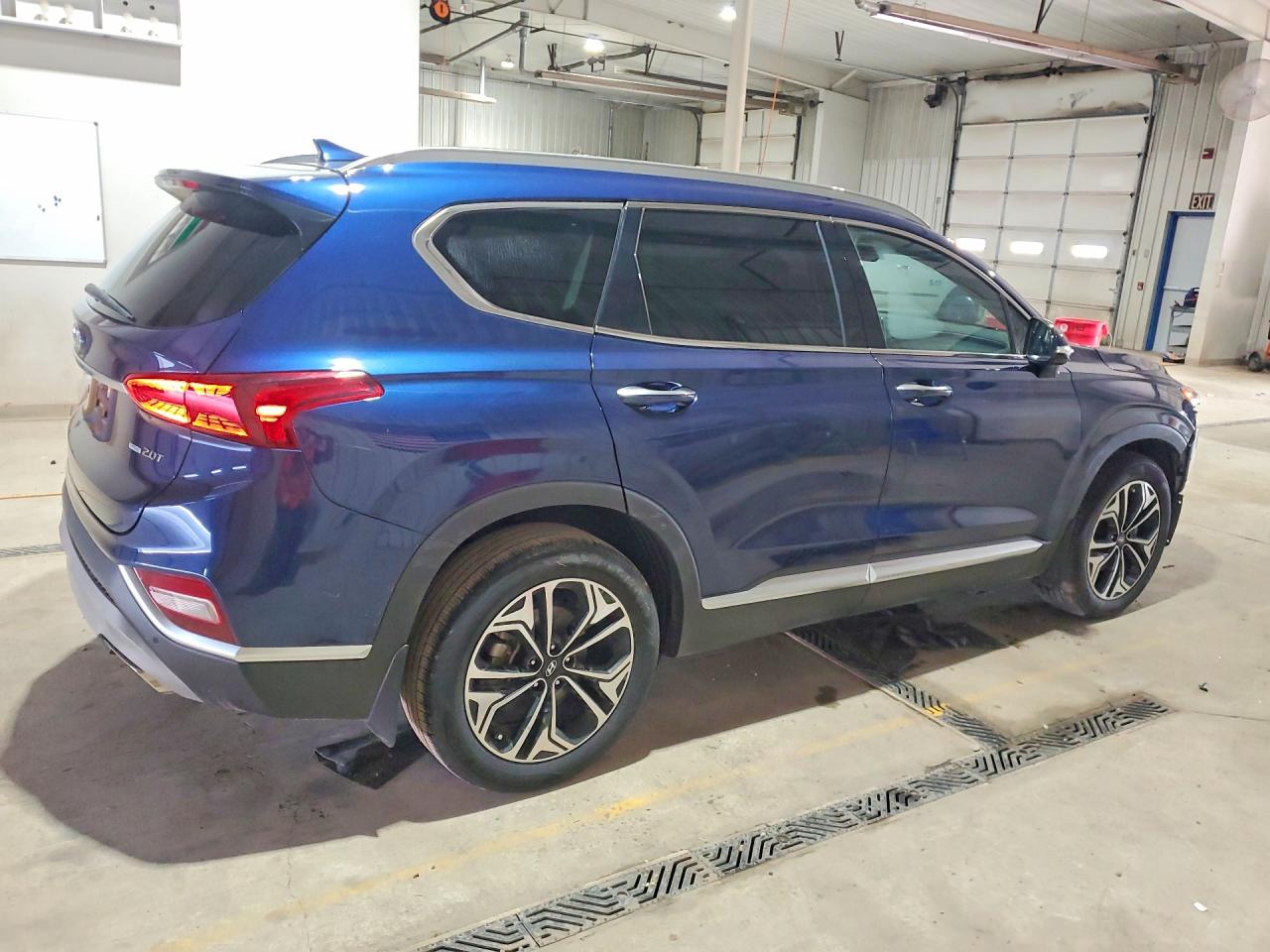 2019 Hyundai Santa Fe Ultimate 2.0t Синий vin: 5NMS5CAA2KH130271