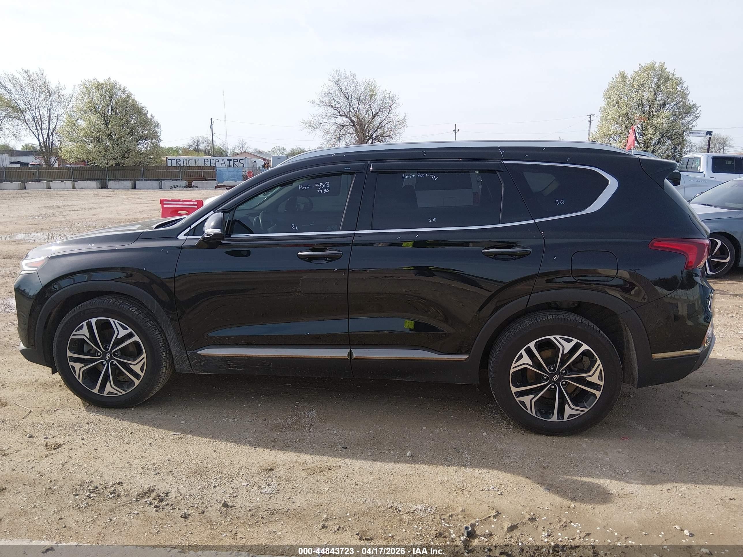 2019 Hyundai Santa Fe Limited 2.0t Black vin: 5NMS5CAA8KH102507